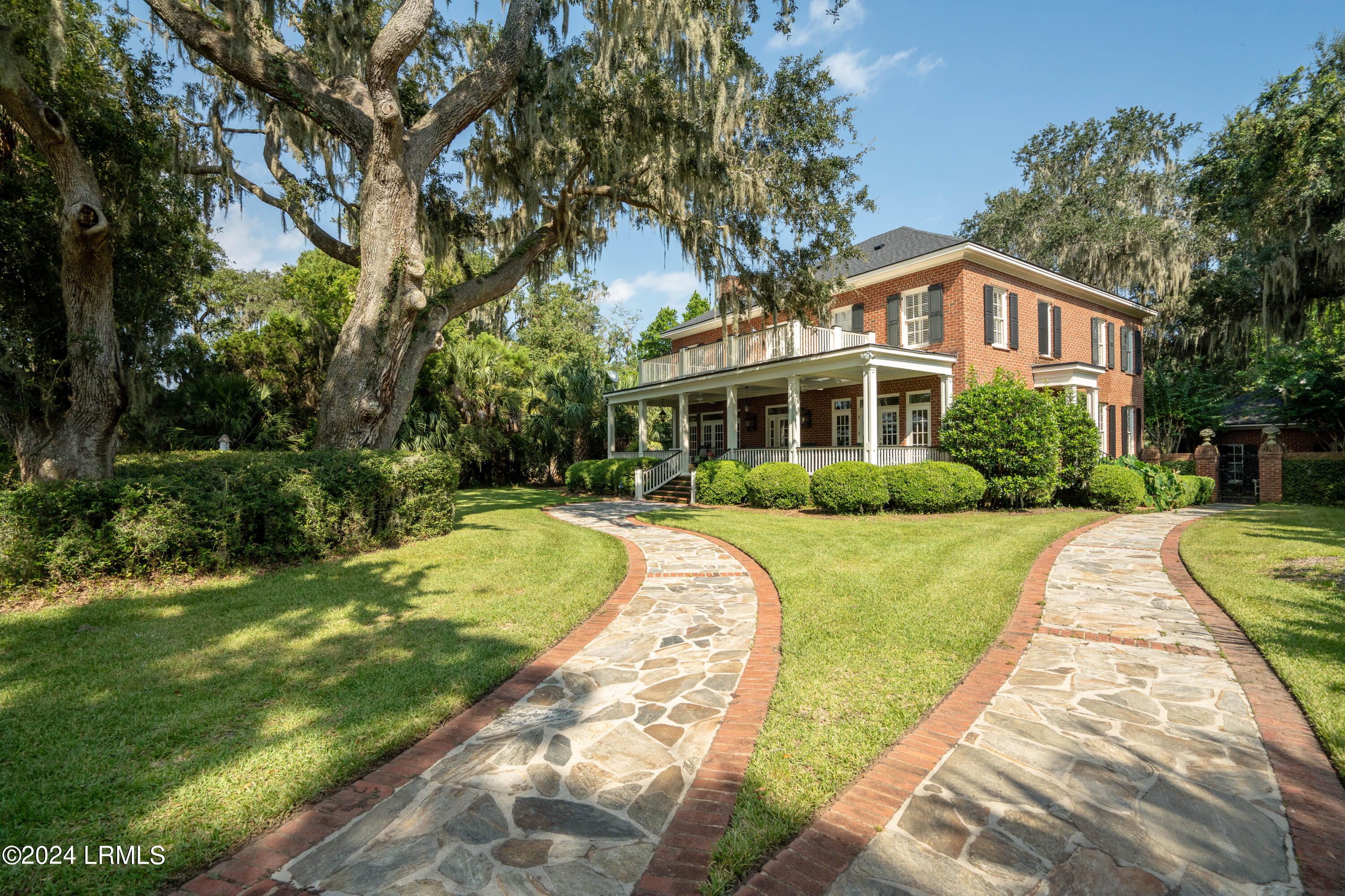 84 Bay Drive