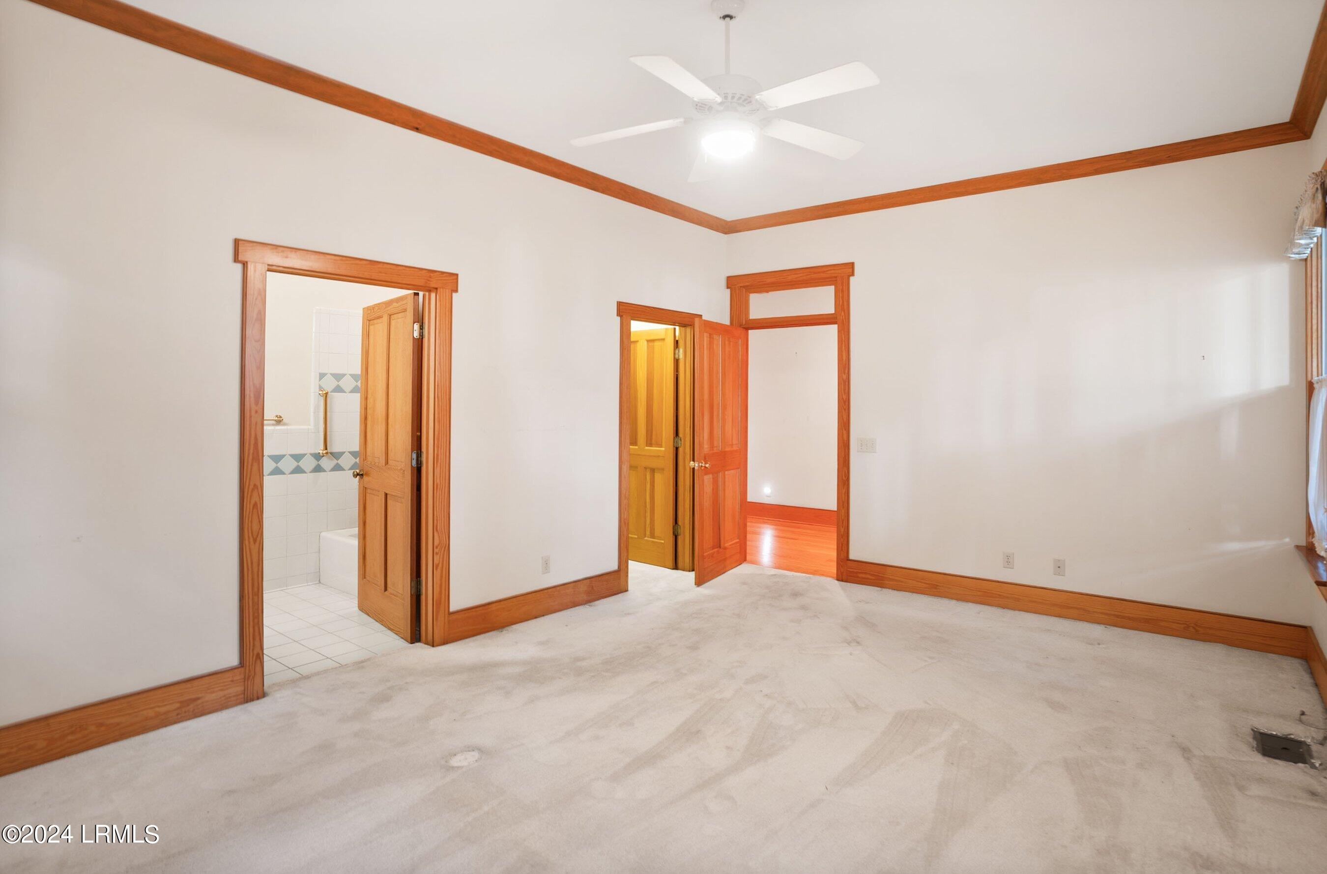 33 Newpoint Road