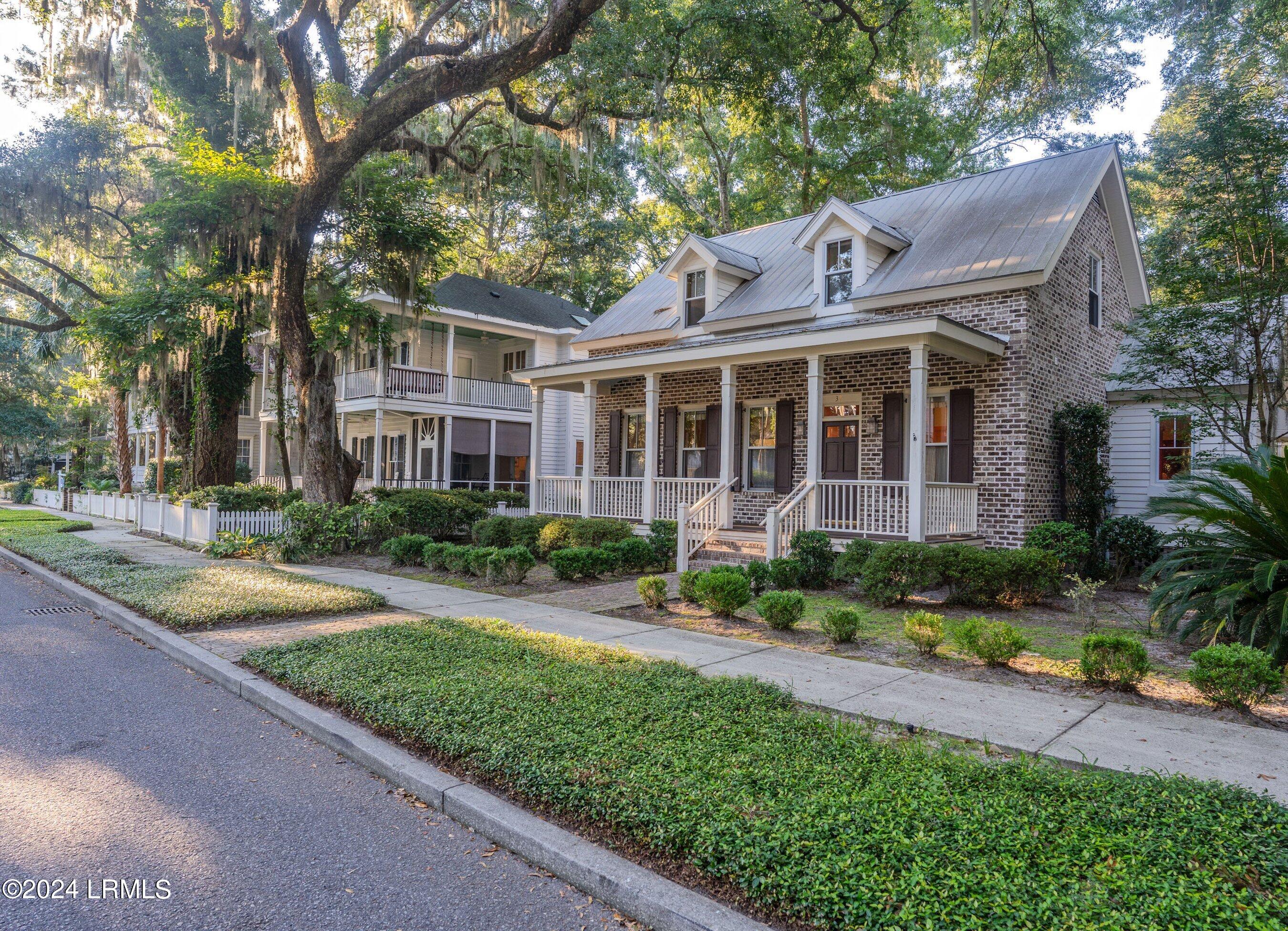 33 Newpoint Road