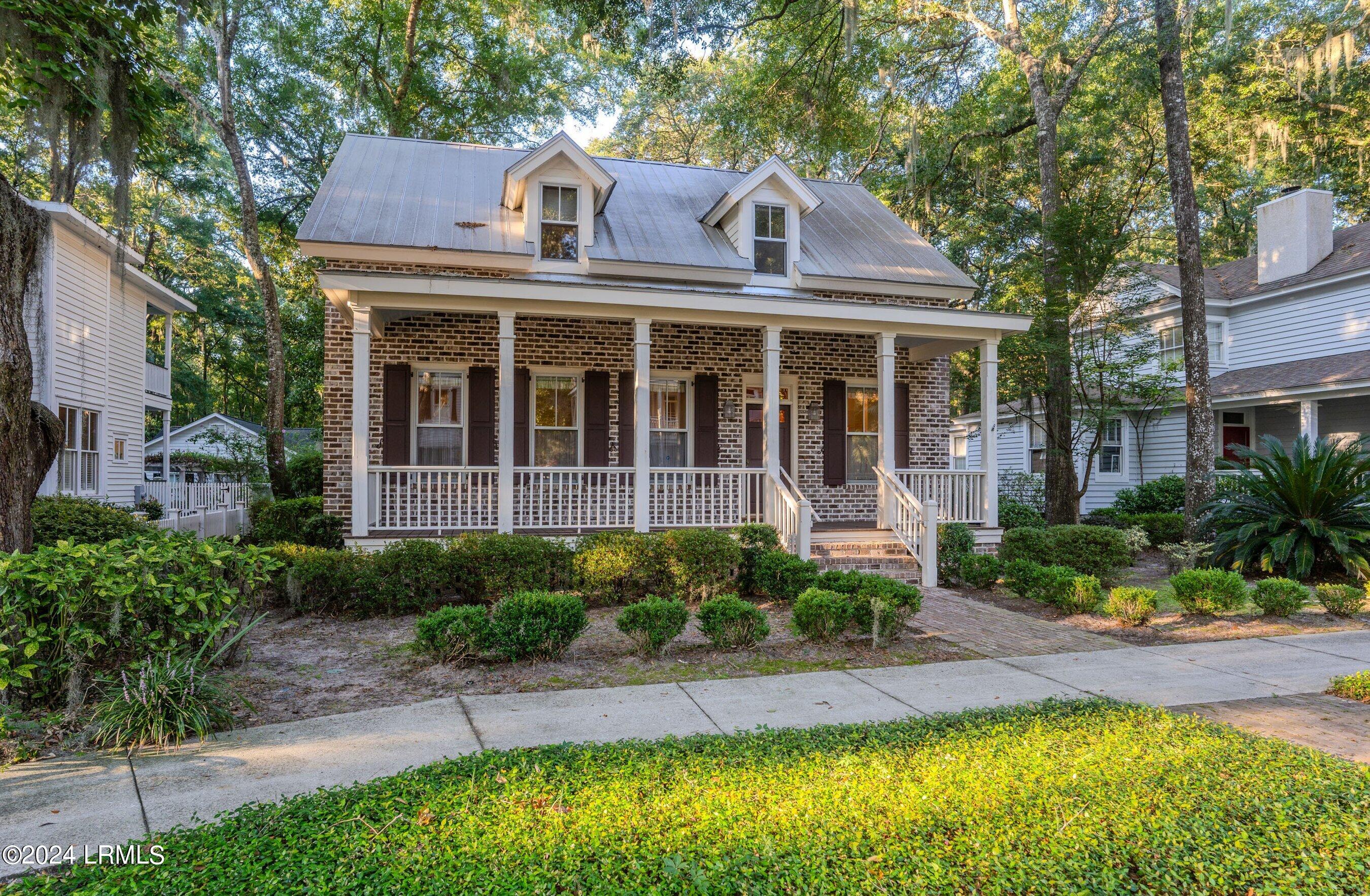 33 Newpoint Road
