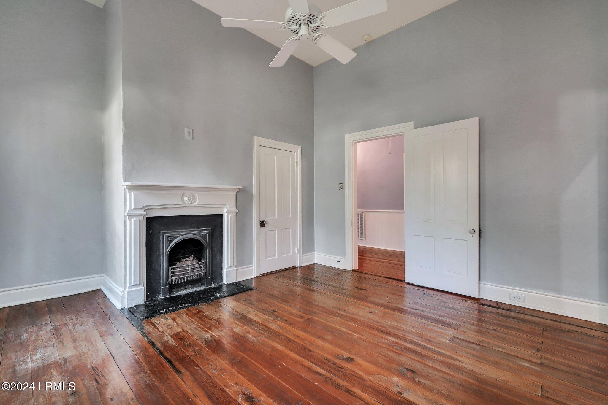 1102 11th Street
