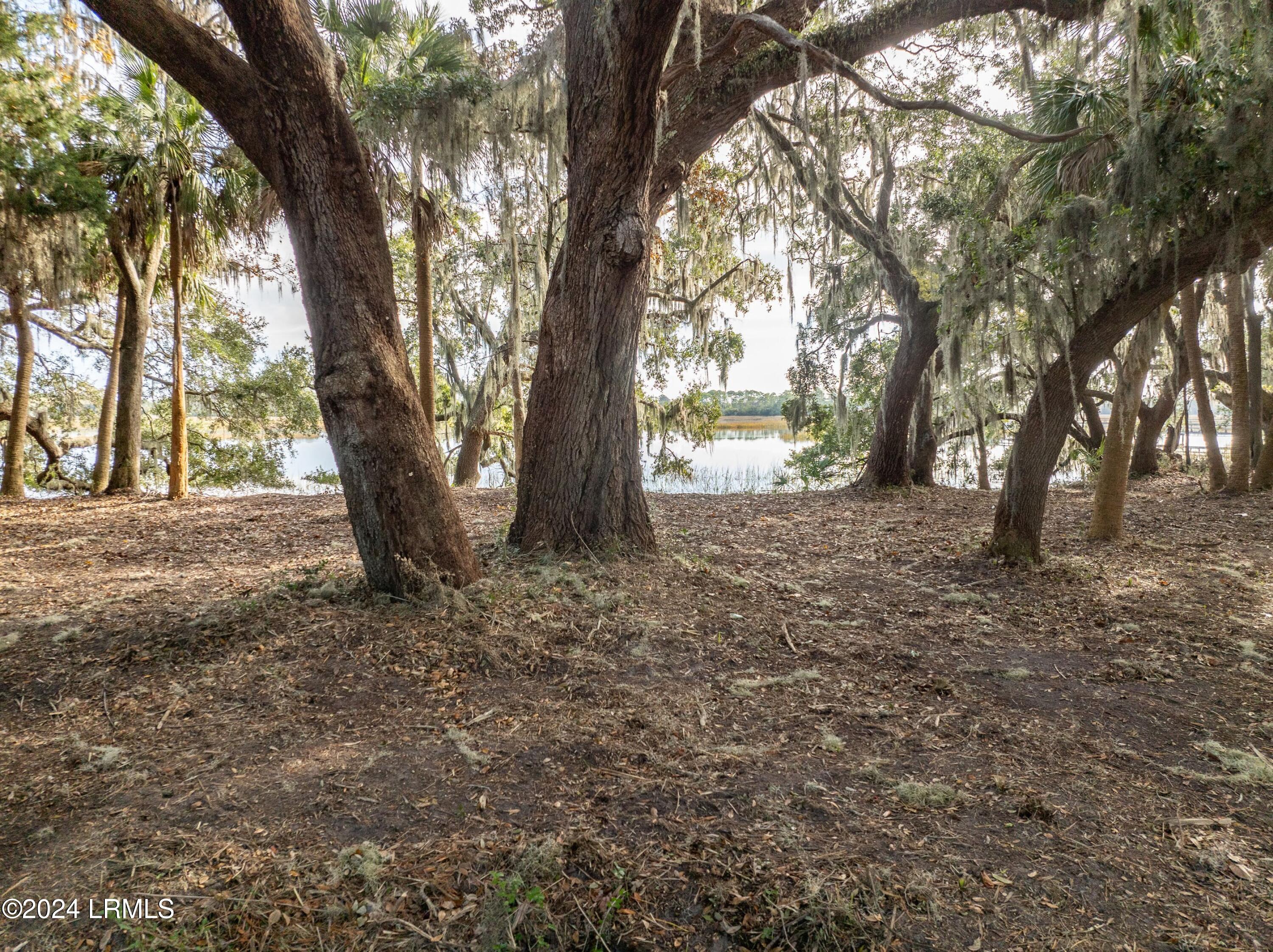 38 Net Weavers Place, St. Helena Island
