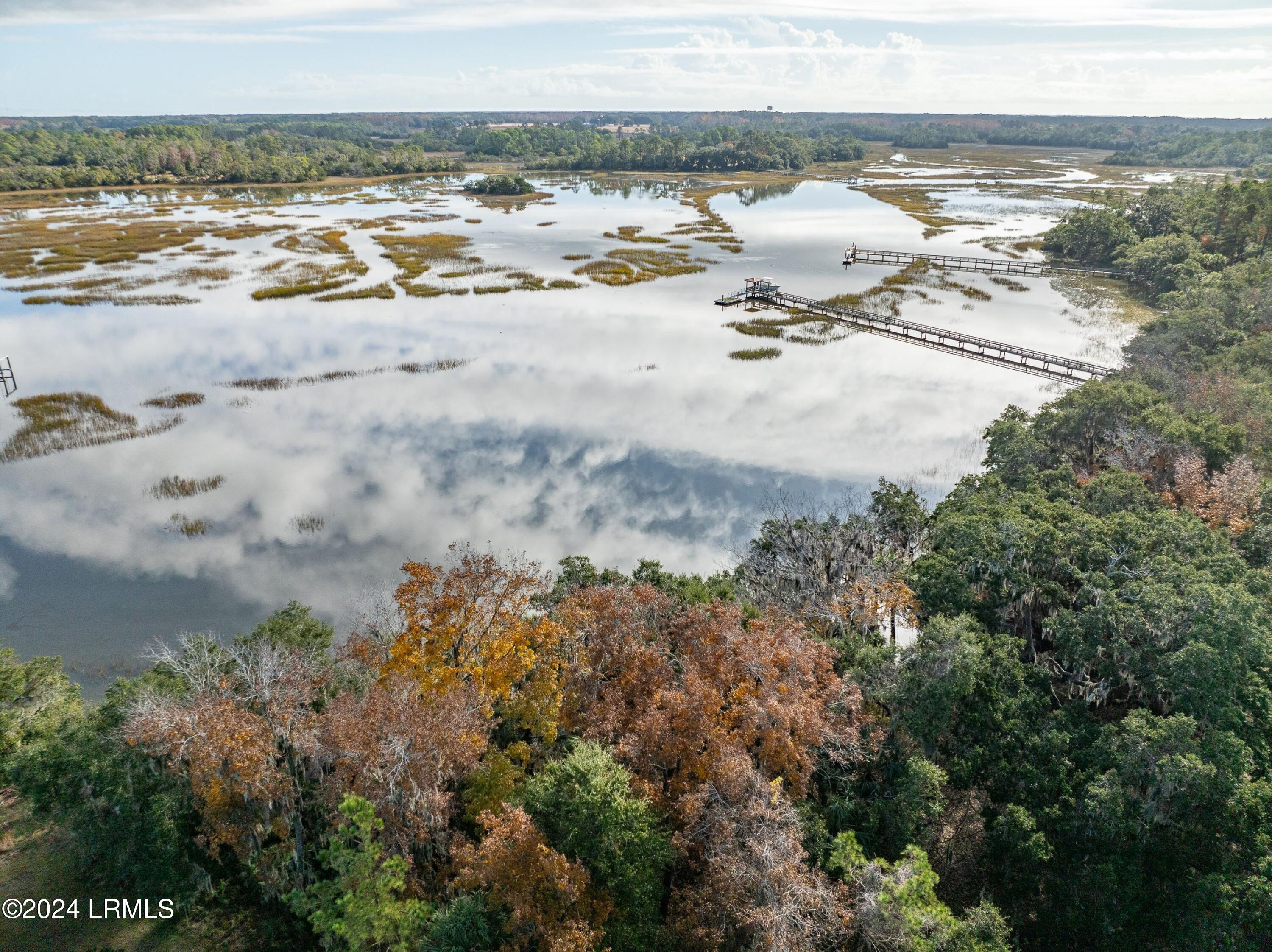 38 Net Weavers Place, St. Helena Island