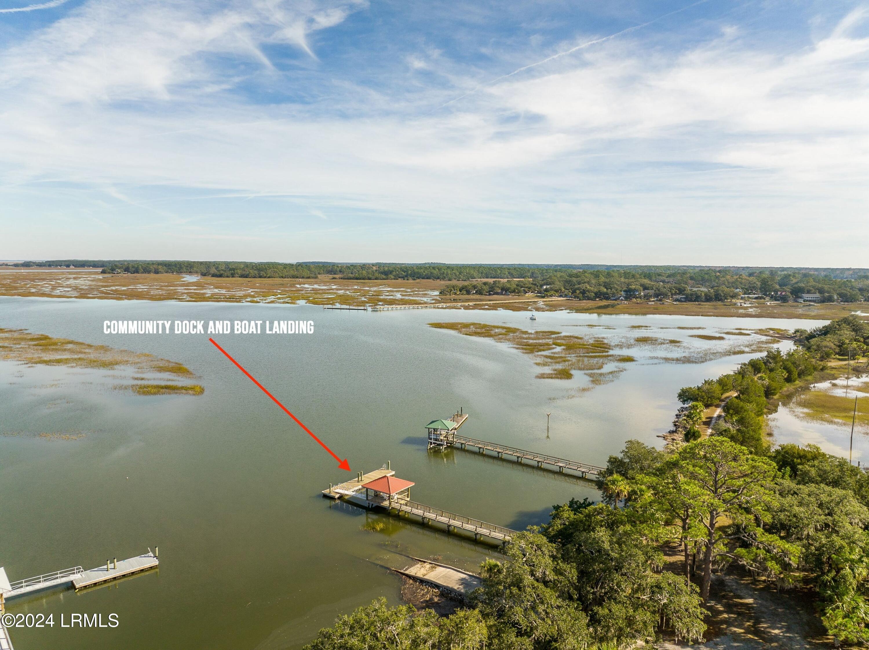 38 Net Weavers Place, St. Helena Island