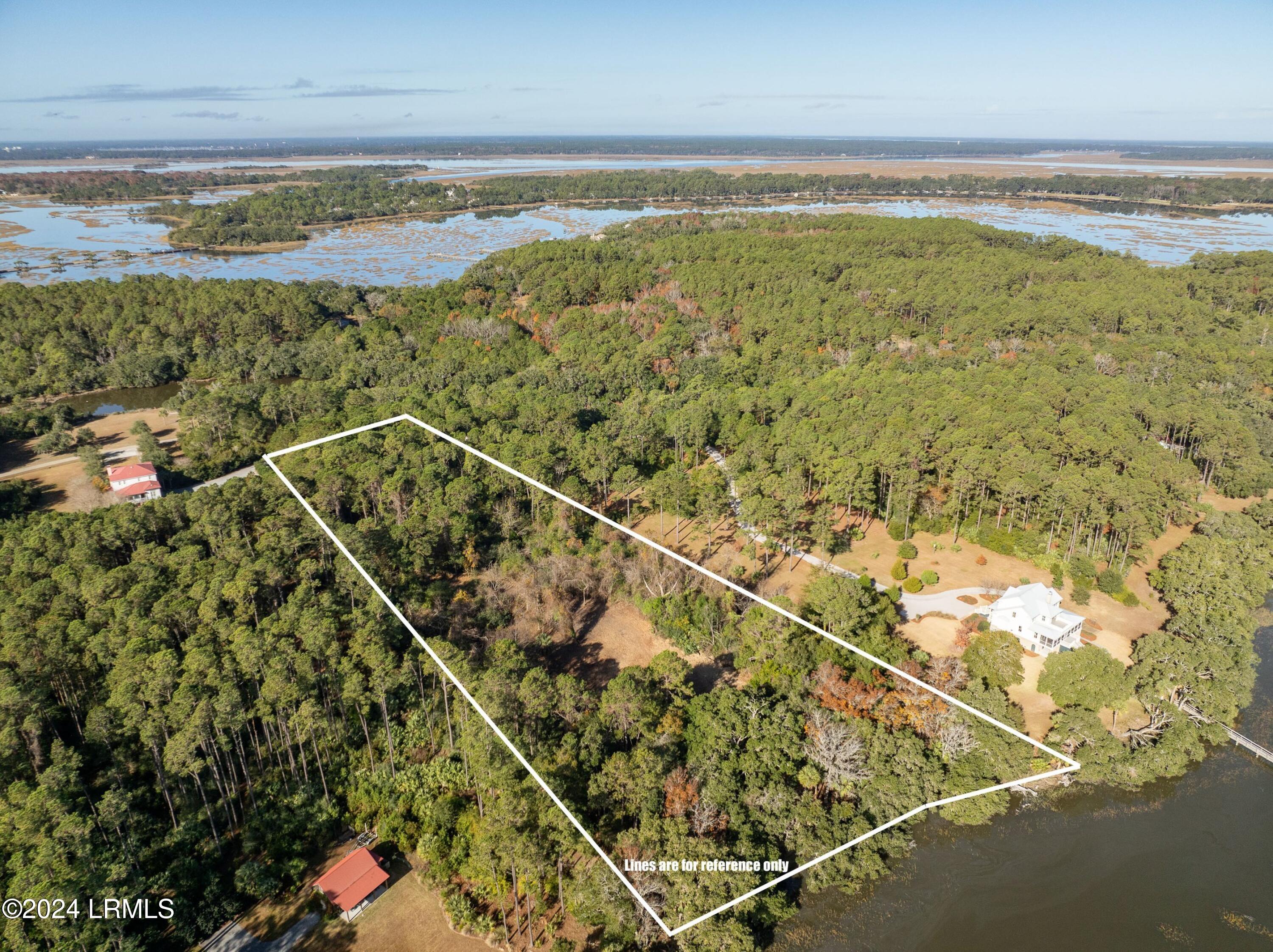 38 Net Weavers Place, St. Helena Island