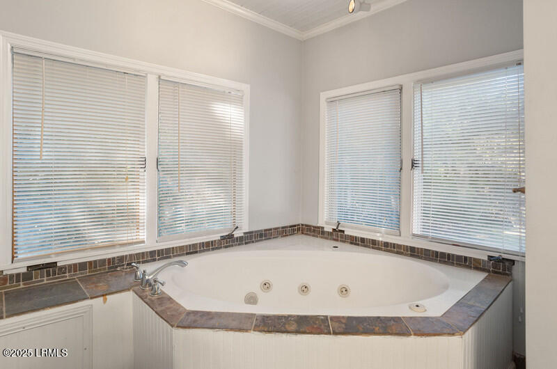 4 Saltwind Drive, St. Helena Island