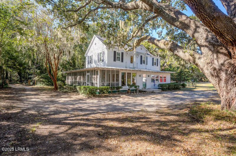 4 Saltwind Drive, St. Helena Island