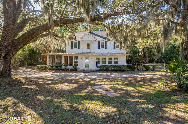 4 Saltwind Drive, St. Helena Island