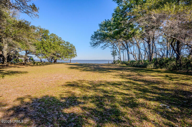 4 Saltwind Drive, St. Helena Island