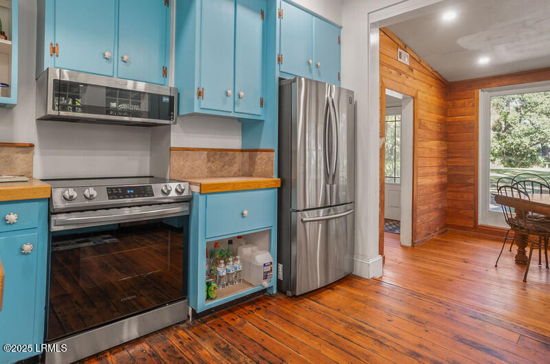 4 Saltwind Drive, St. Helena Island