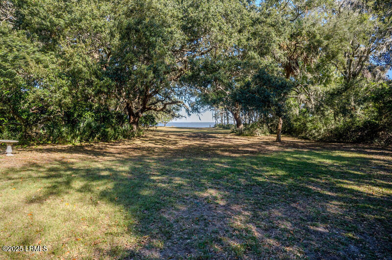 4 Saltwind Drive, St. Helena Island