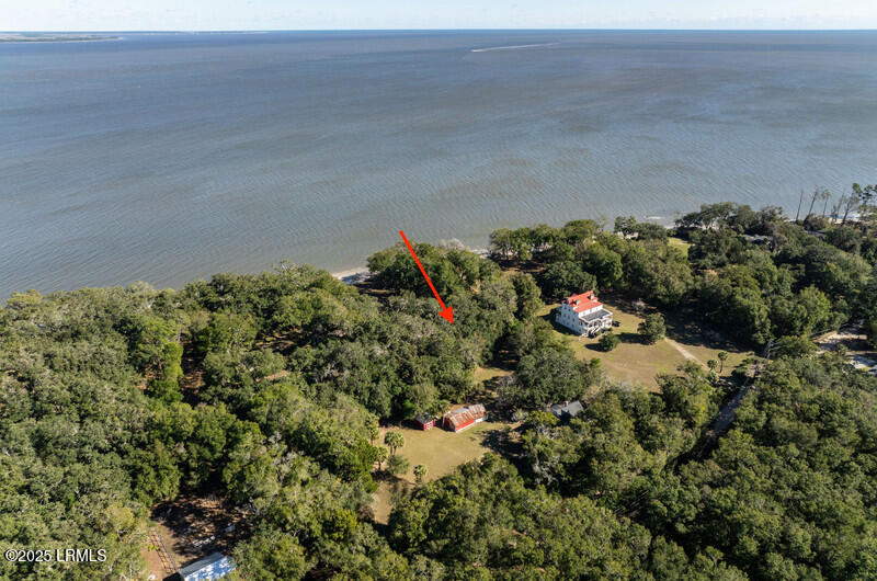 4 Saltwind Drive, St. Helena Island
