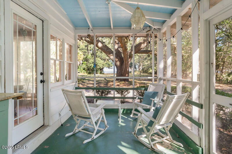 4 Saltwind Drive, St. Helena Island