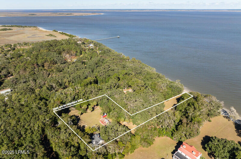 4 Saltwind Drive, St. Helena Island