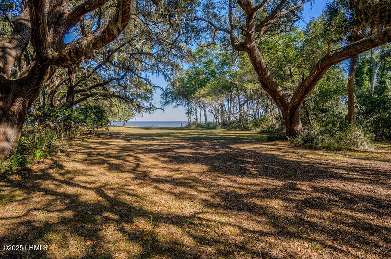 4 Saltwind Drive, St. Helena Island