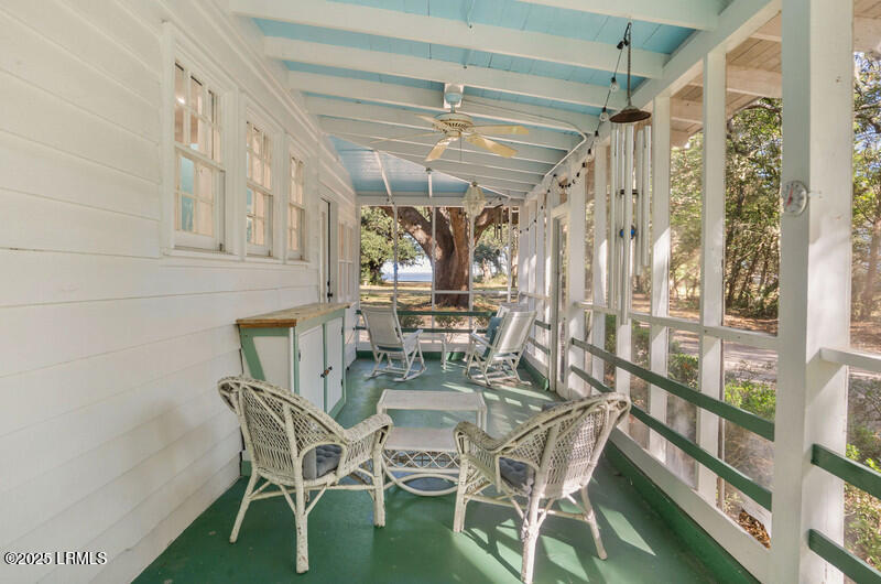 4 Saltwind Drive, St. Helena Island