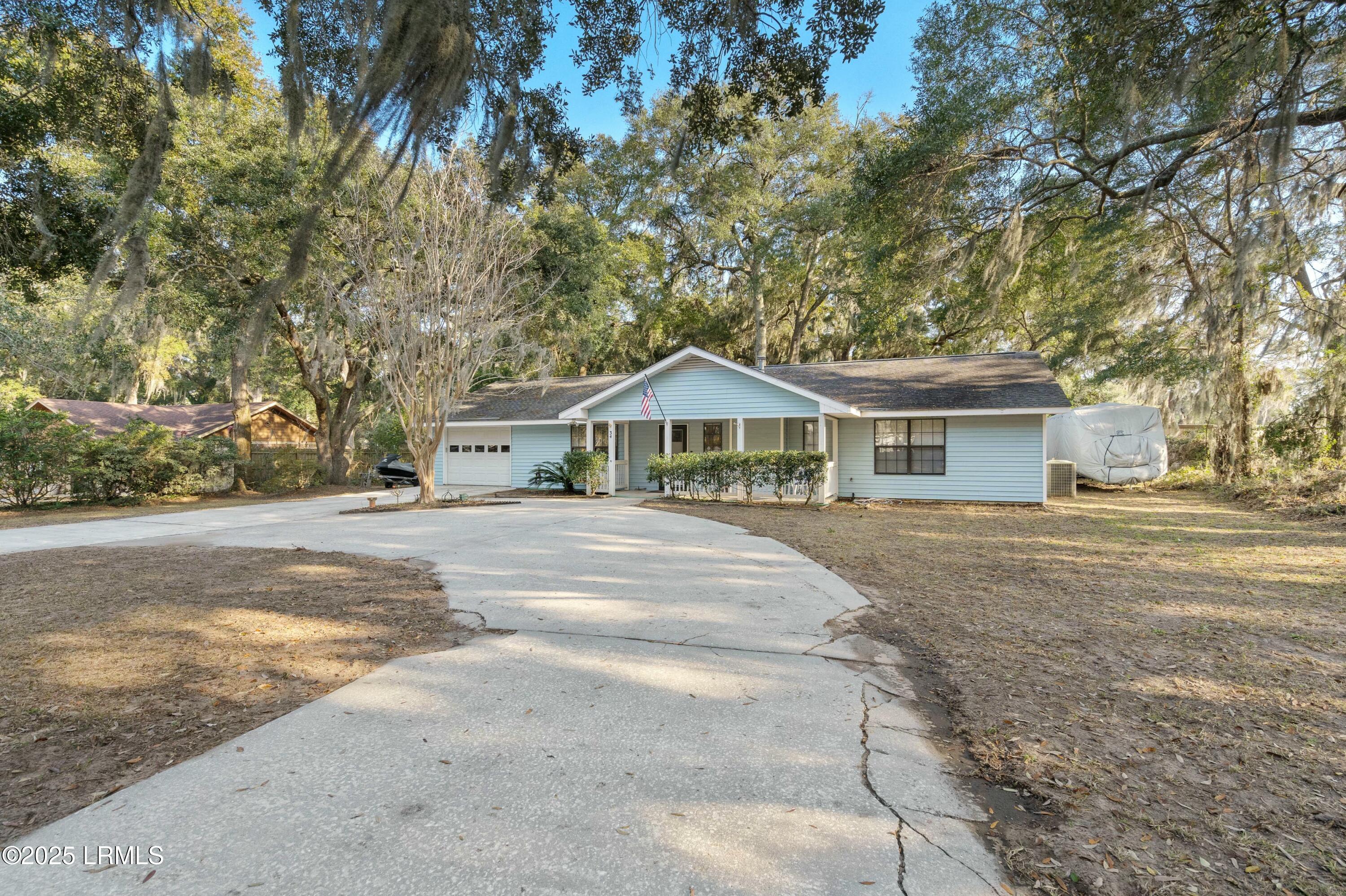 34 Sunset Boulevard