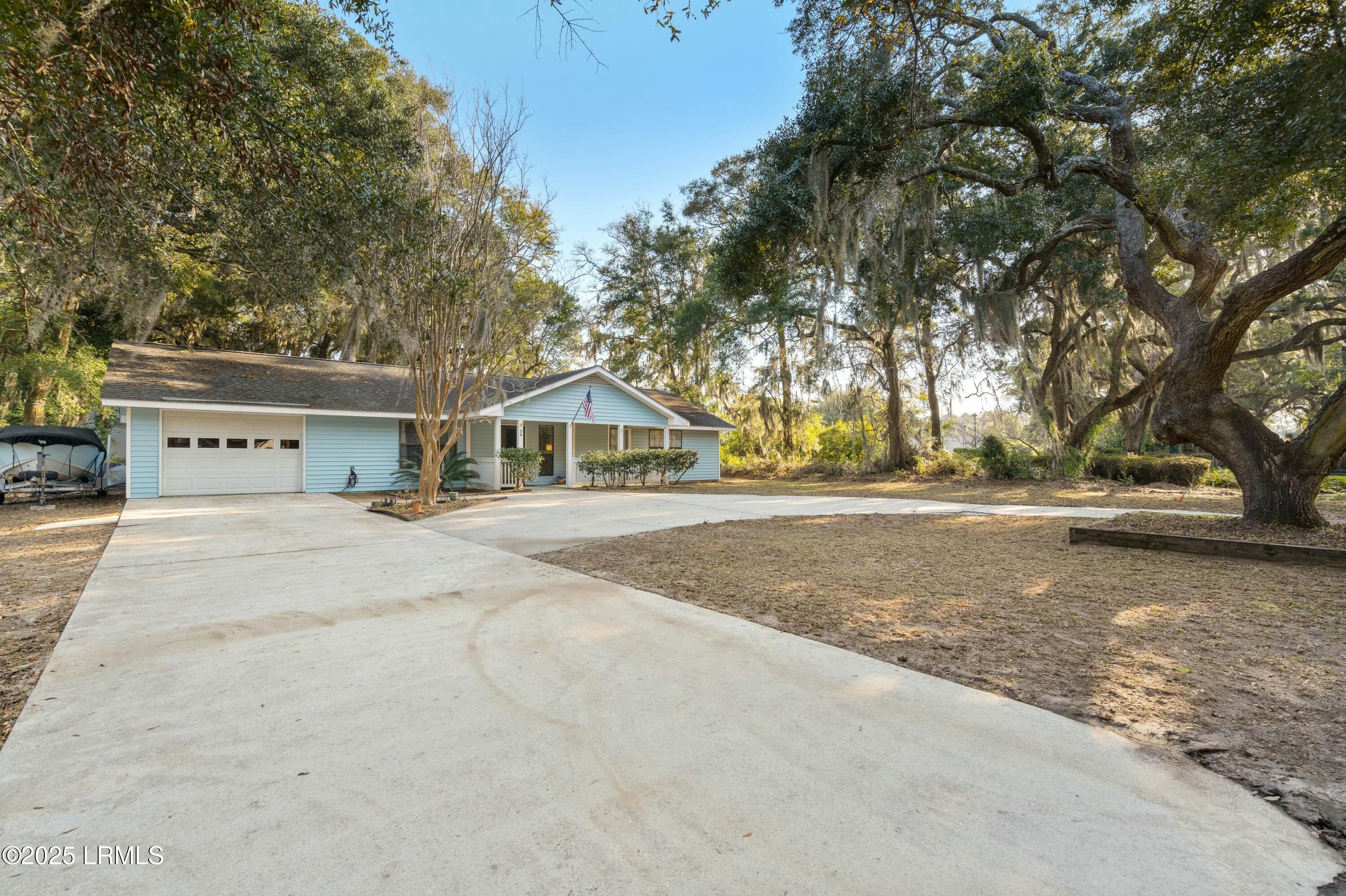 34 Sunset Boulevard