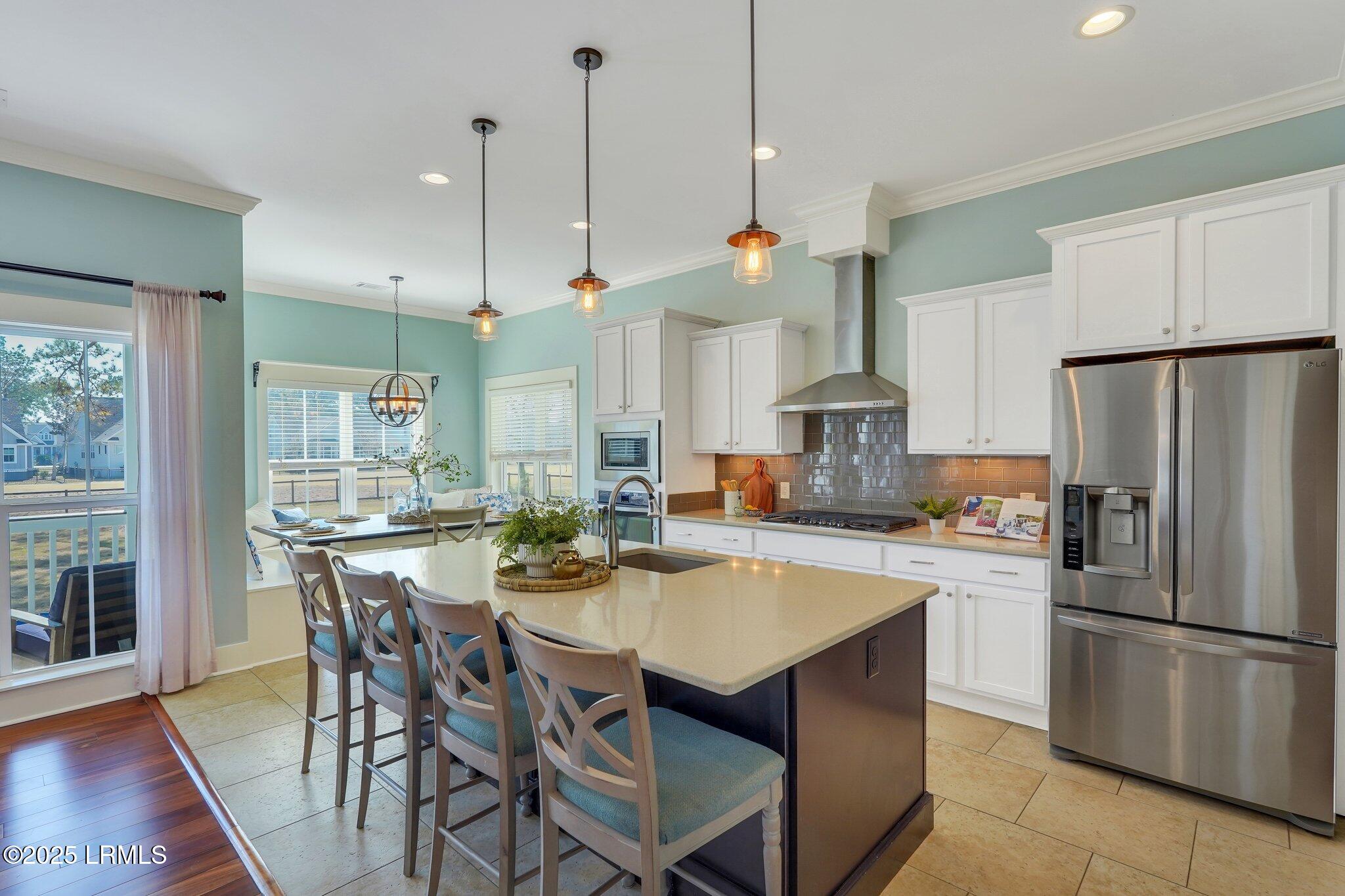 29 Dolphin Point Drive