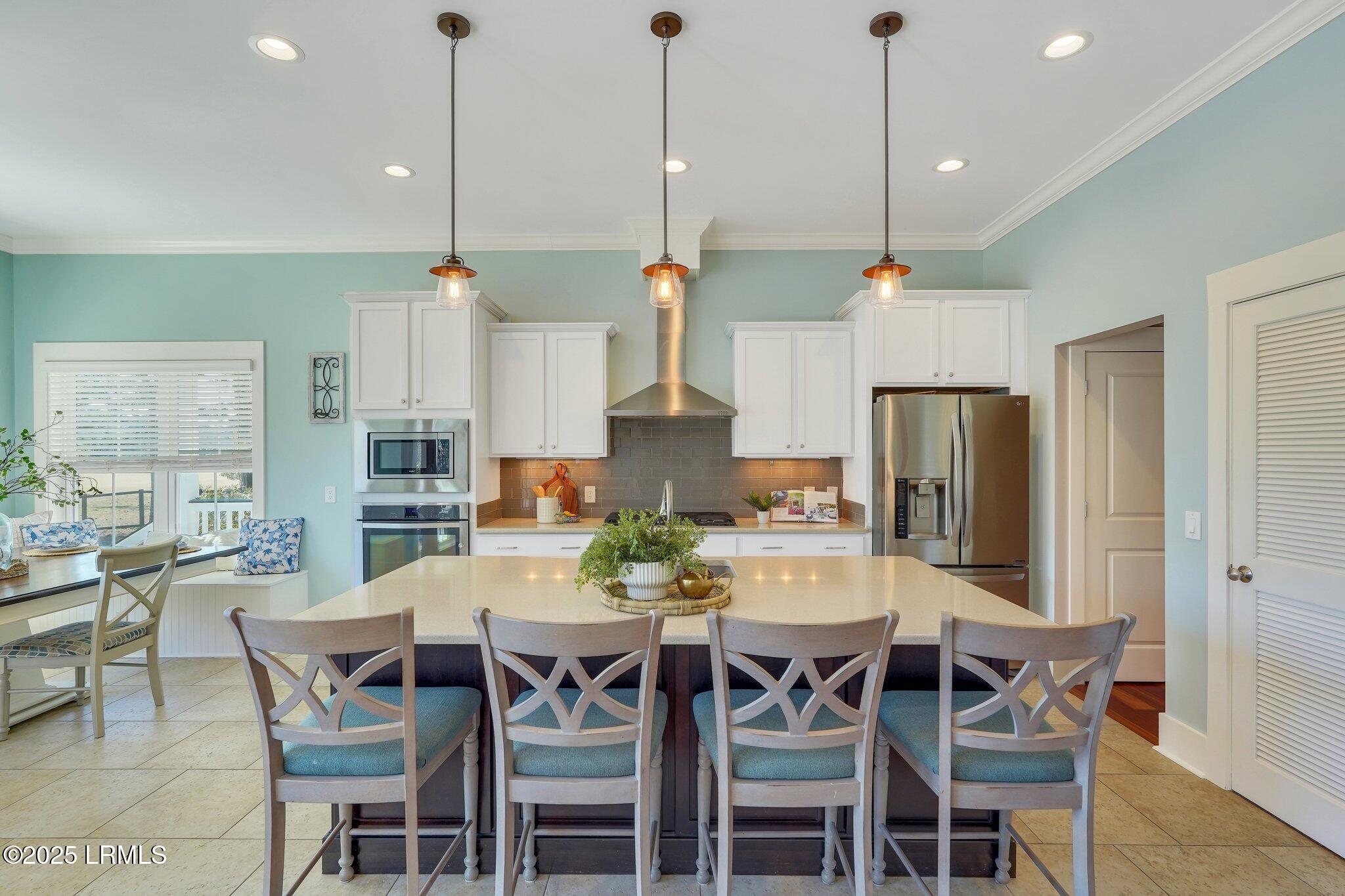 29 Dolphin Point Drive