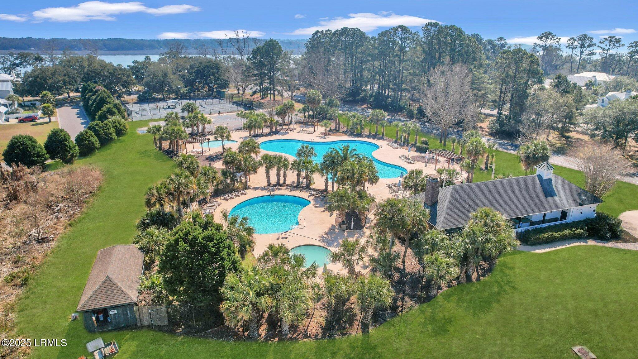 29 Dolphin Point Drive