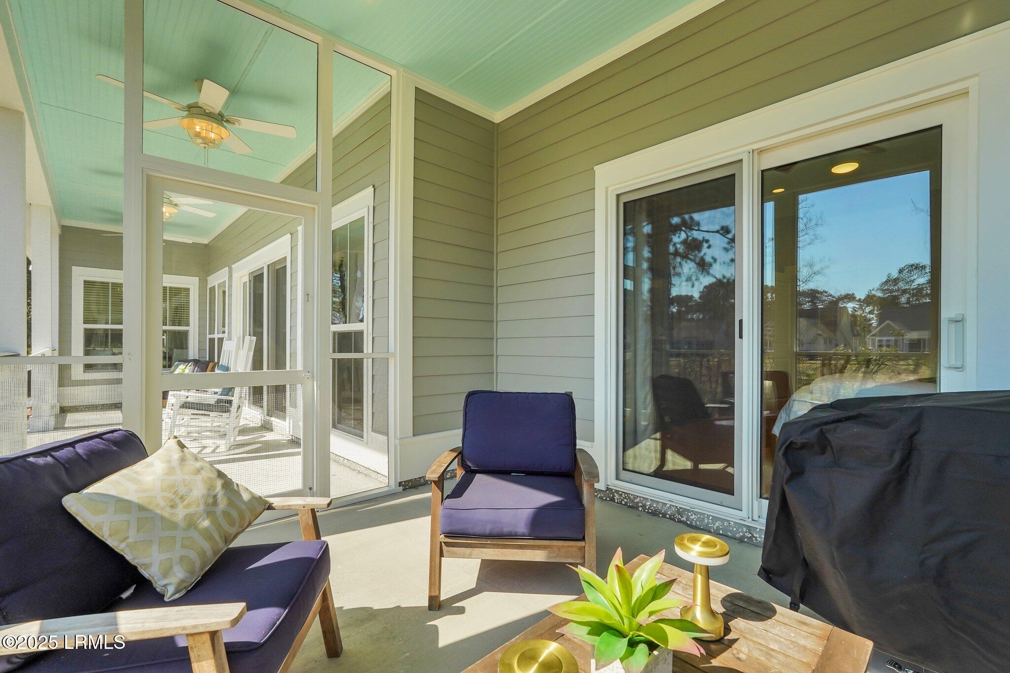 29 Dolphin Point Drive