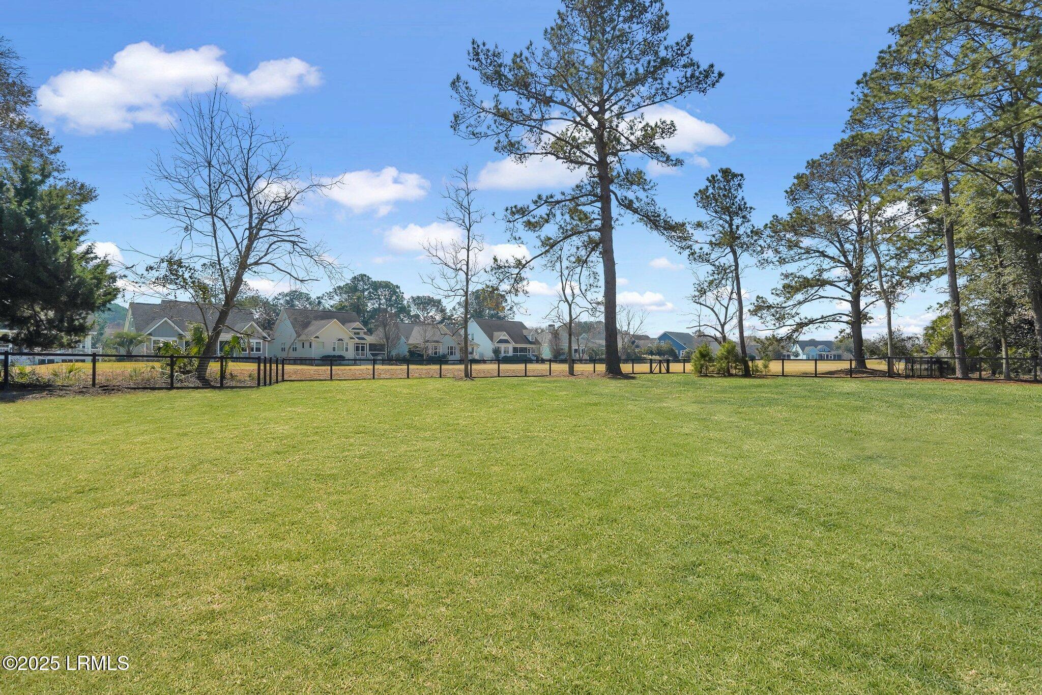29 Dolphin Point Drive