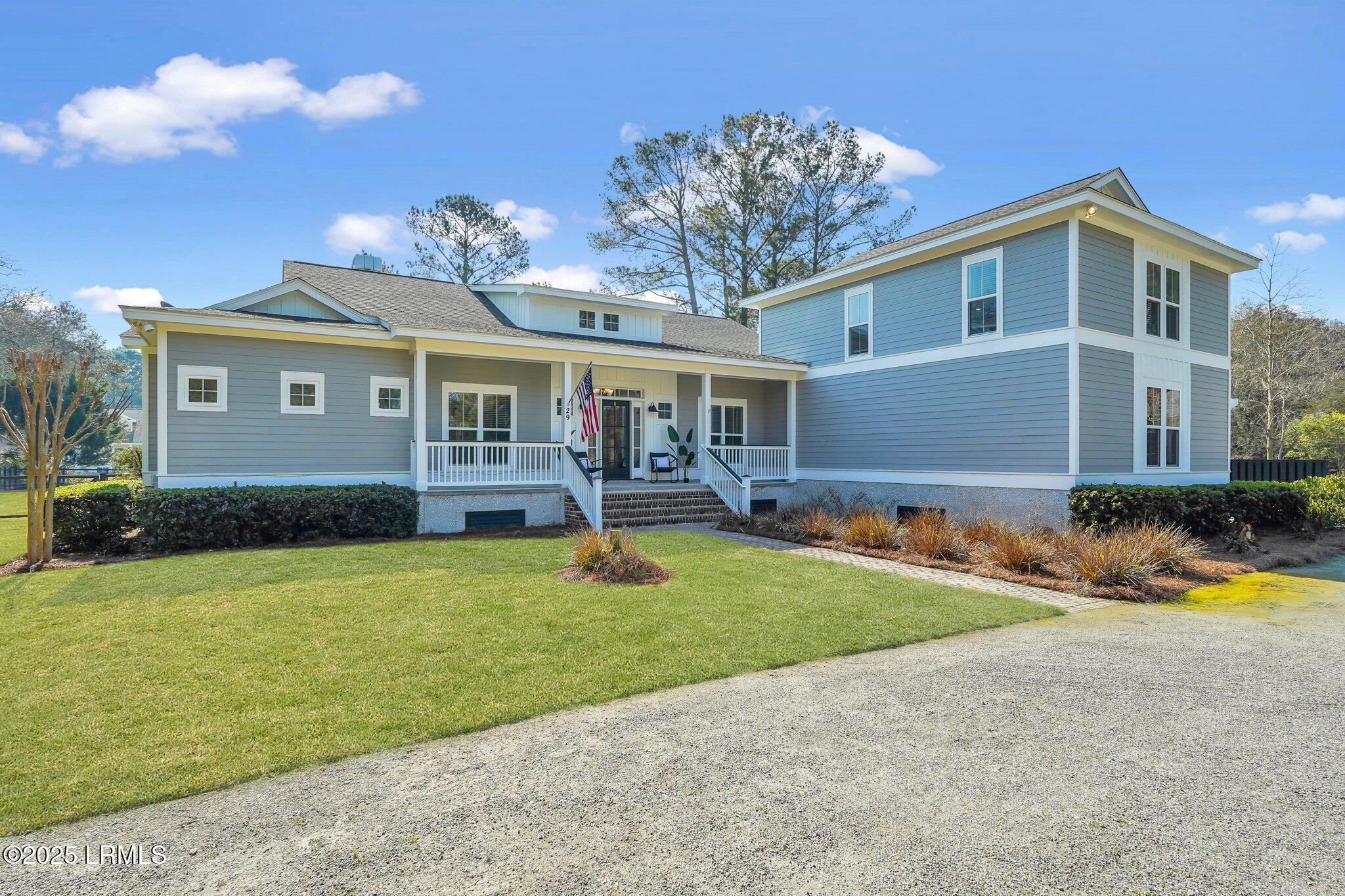 29 Dolphin Point Drive
