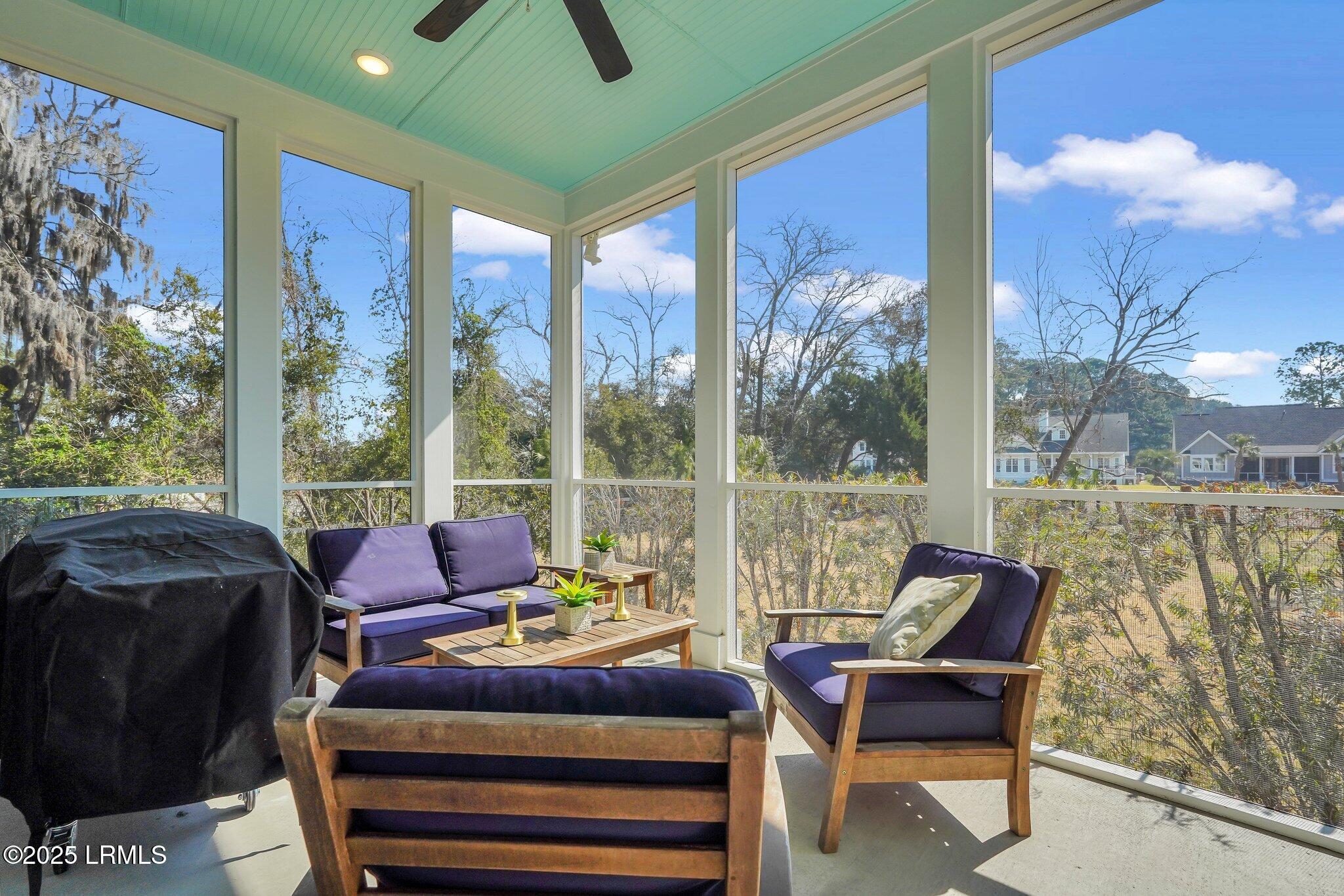 29 Dolphin Point Drive