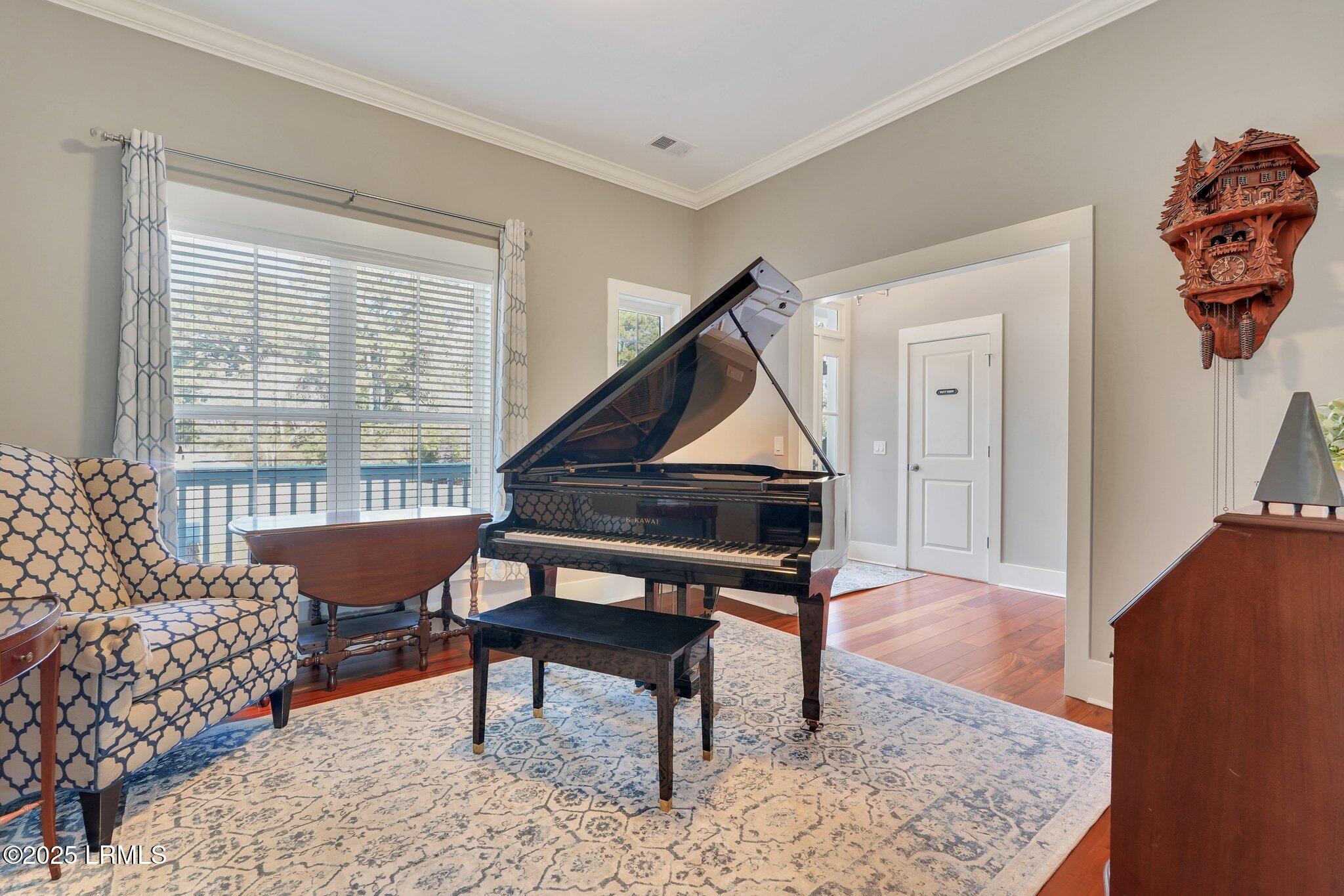 29 Dolphin Point Drive