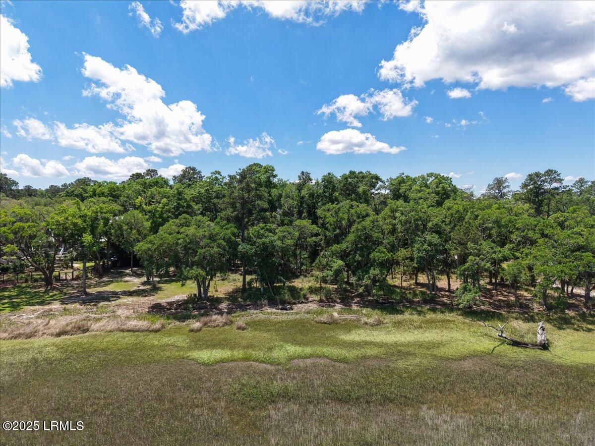 226 Old Plantation Drive W