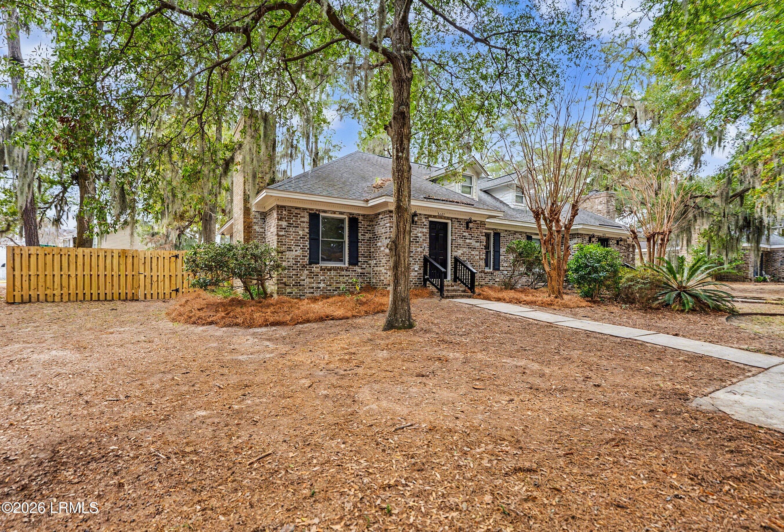 2602 Joshua Circle