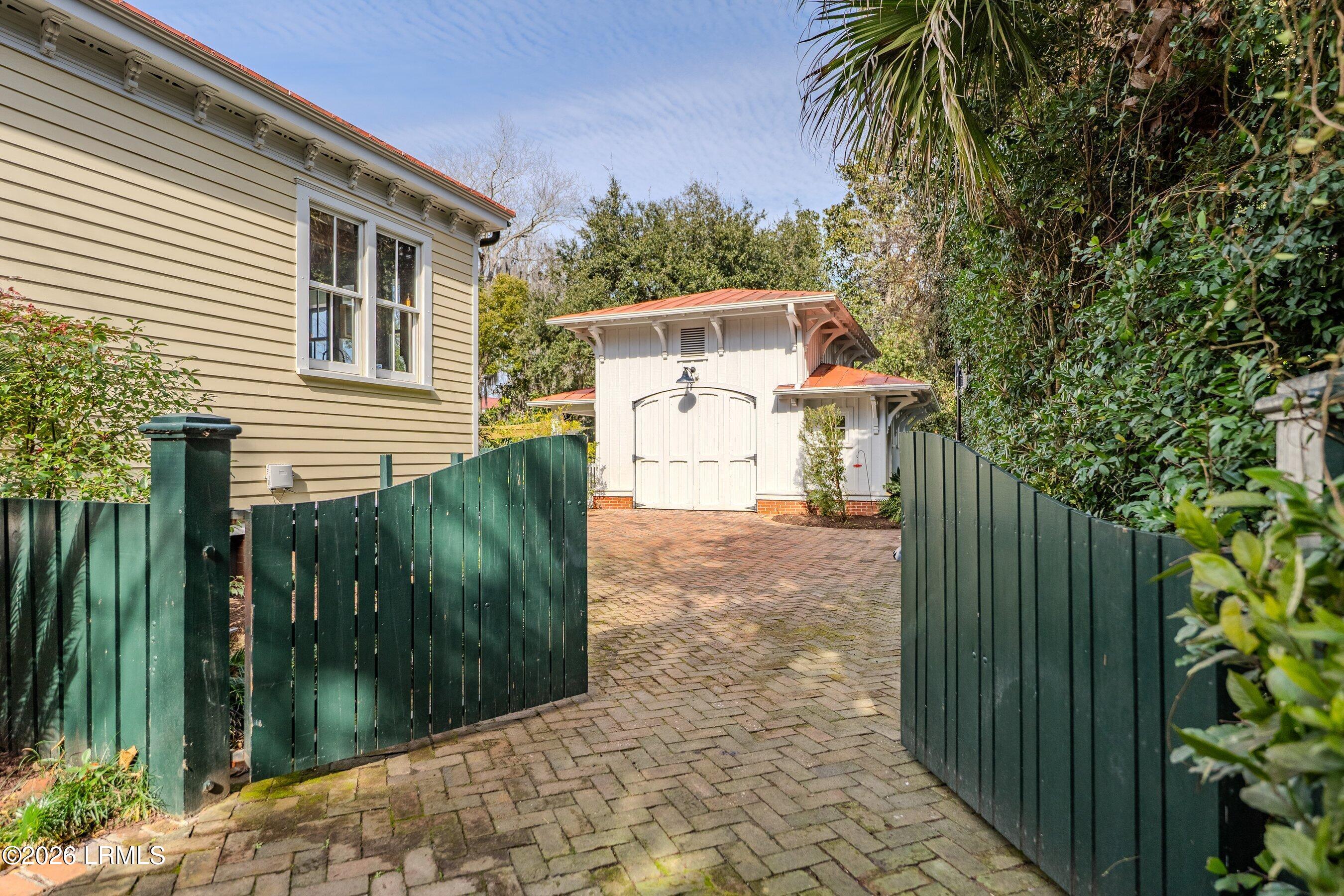 507 Craven Street