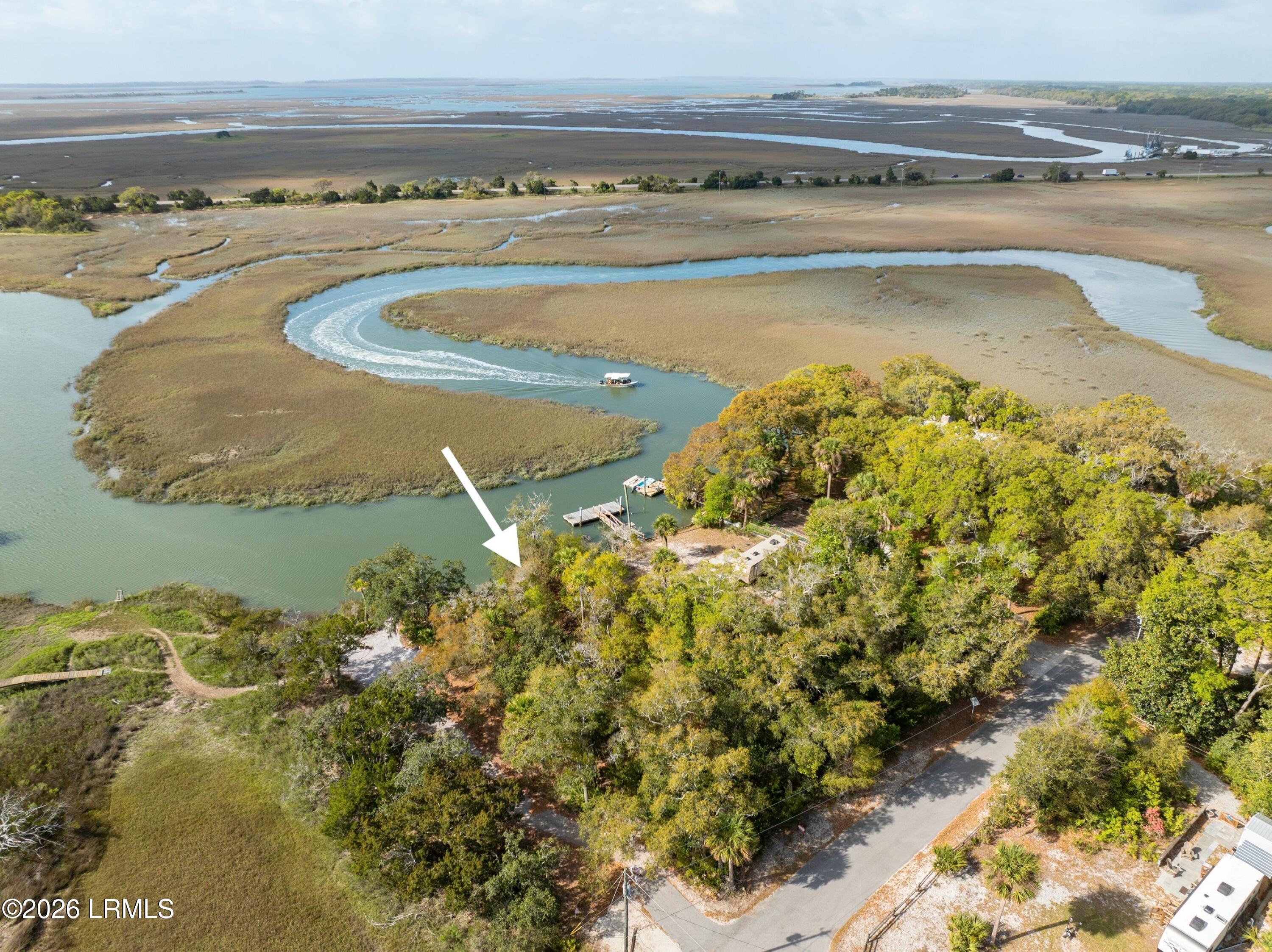 82 Inglewood Circle, St. Helena Island