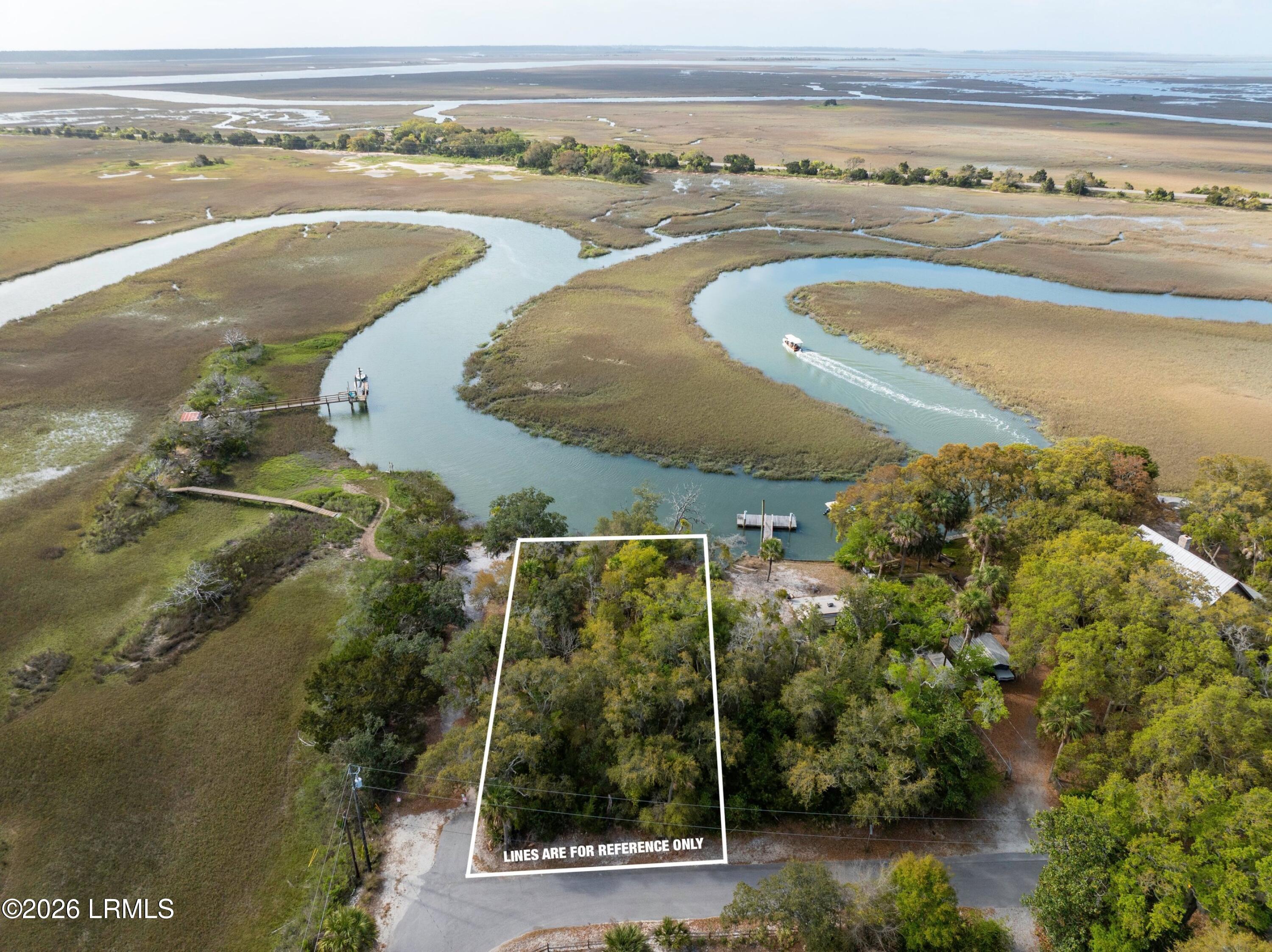 82 Inglewood Circle, St. Helena Island