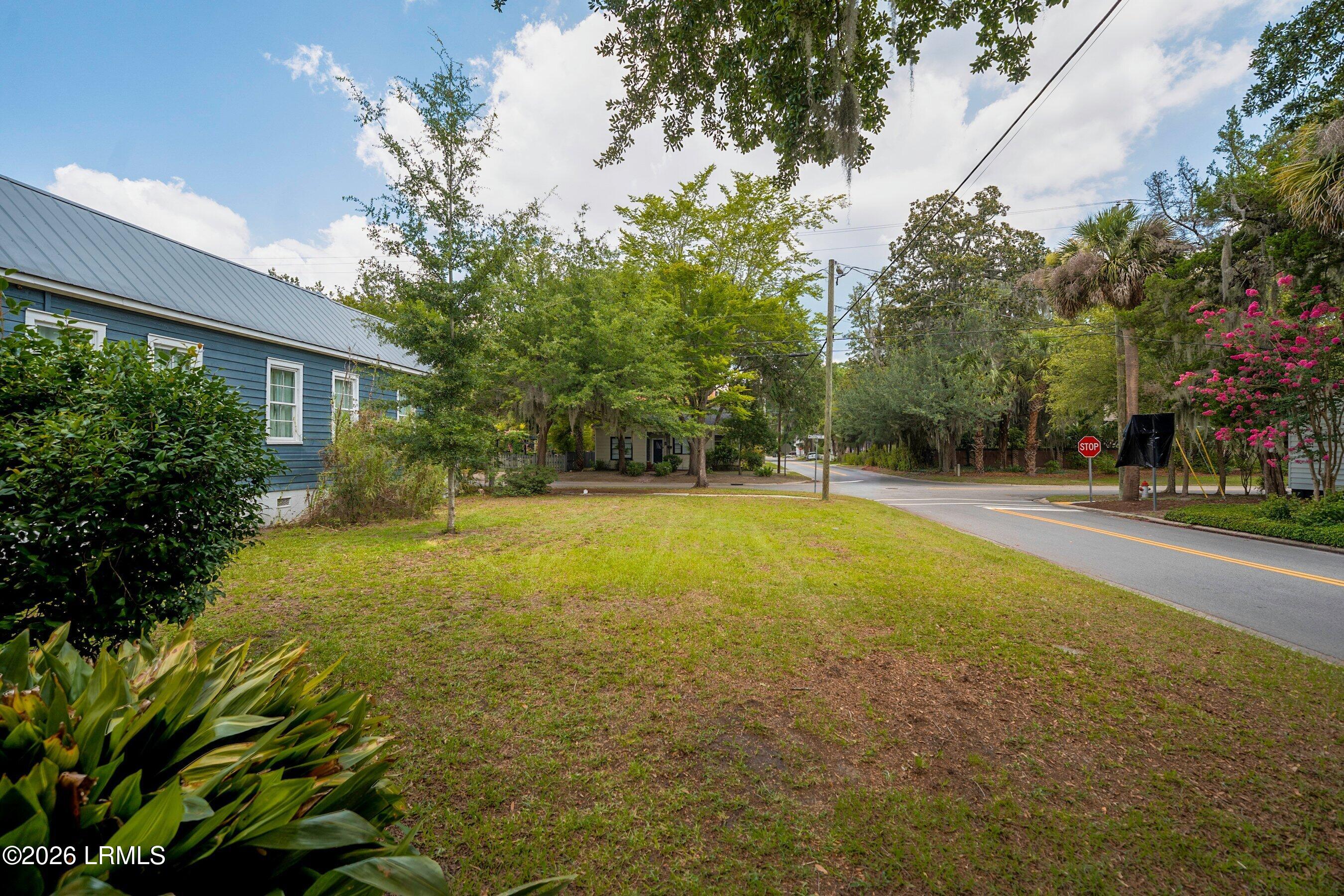 808 Scott Street