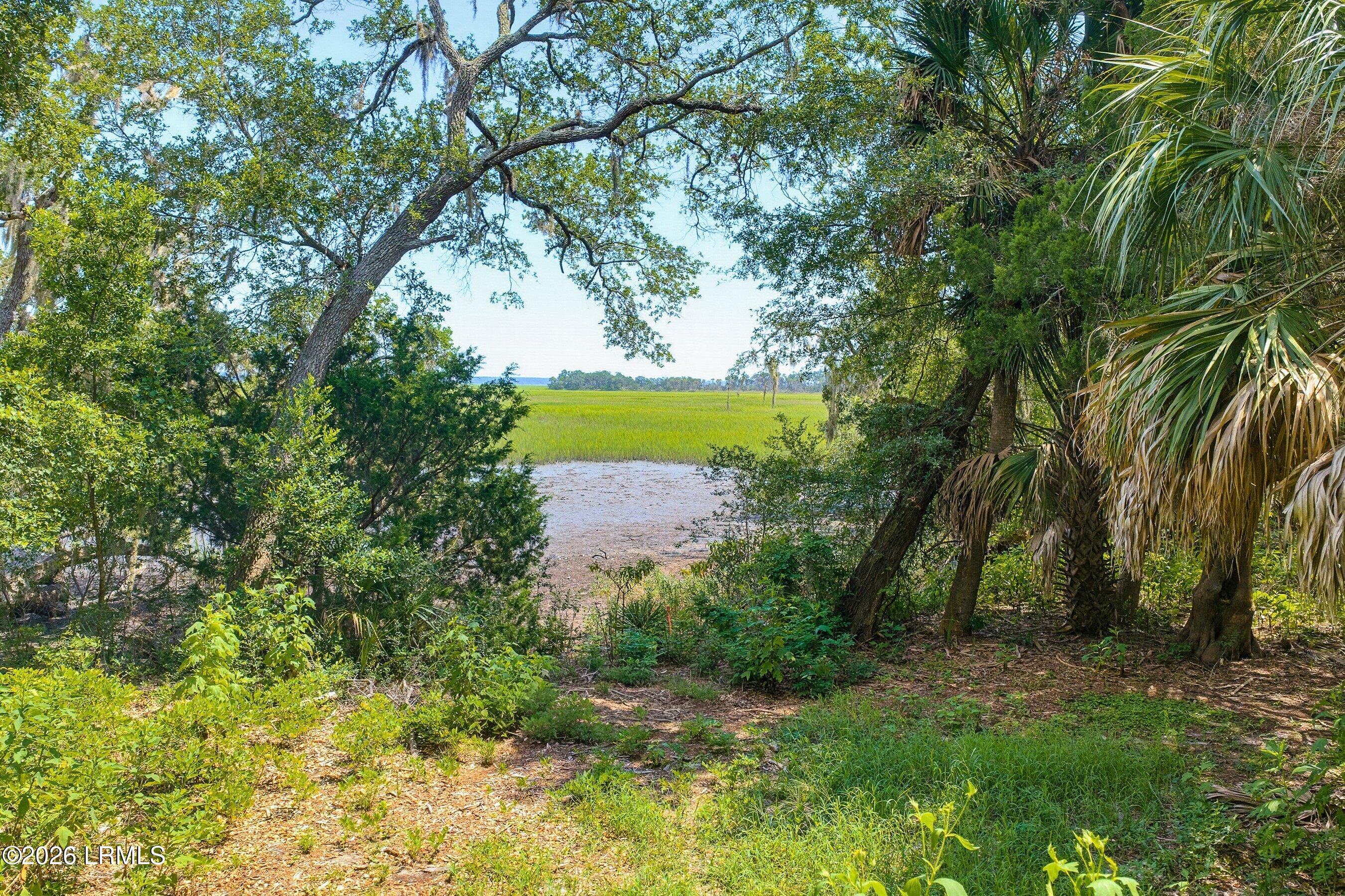 95 Harbor Oaks Lane, St. Helena Island