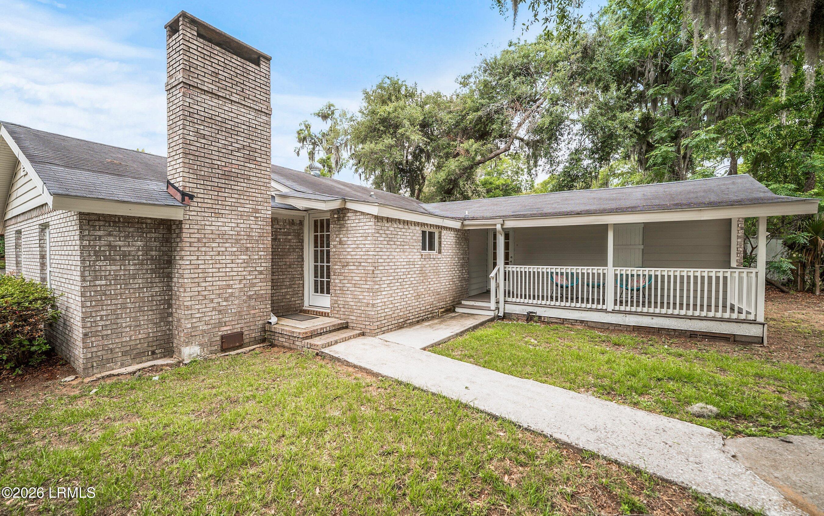 2215 National Street