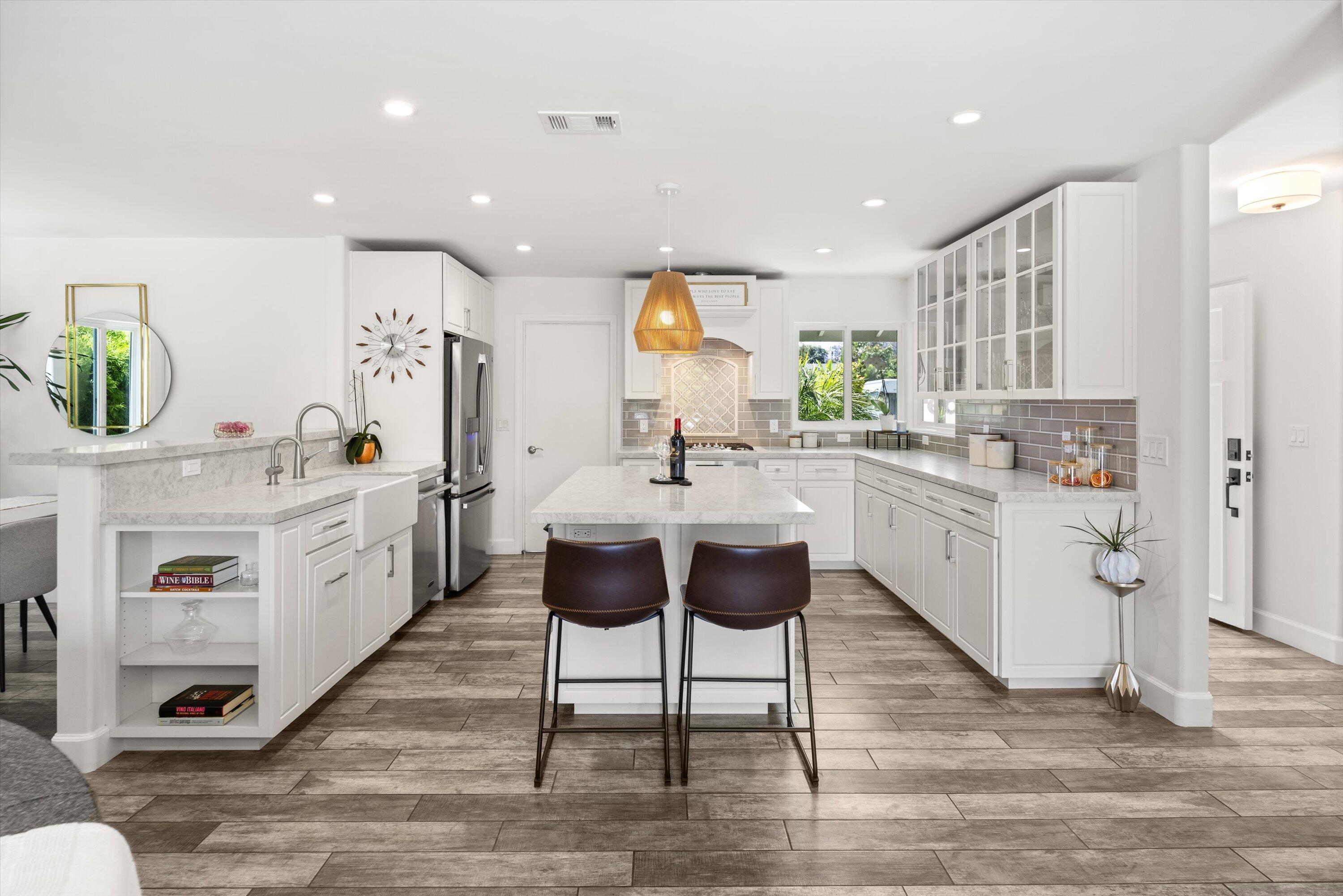 527 Dentro Drive