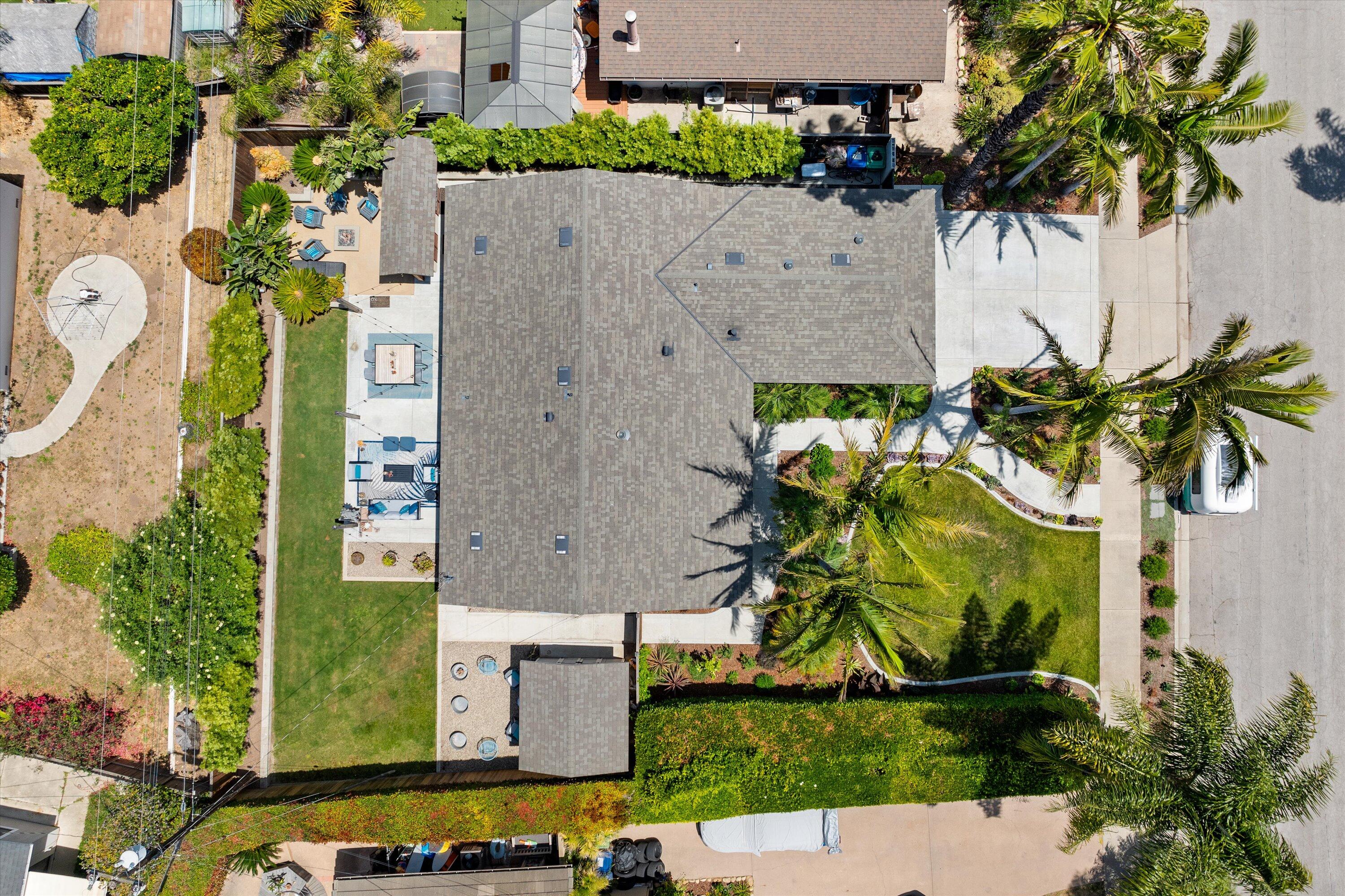 527 Dentro Drive