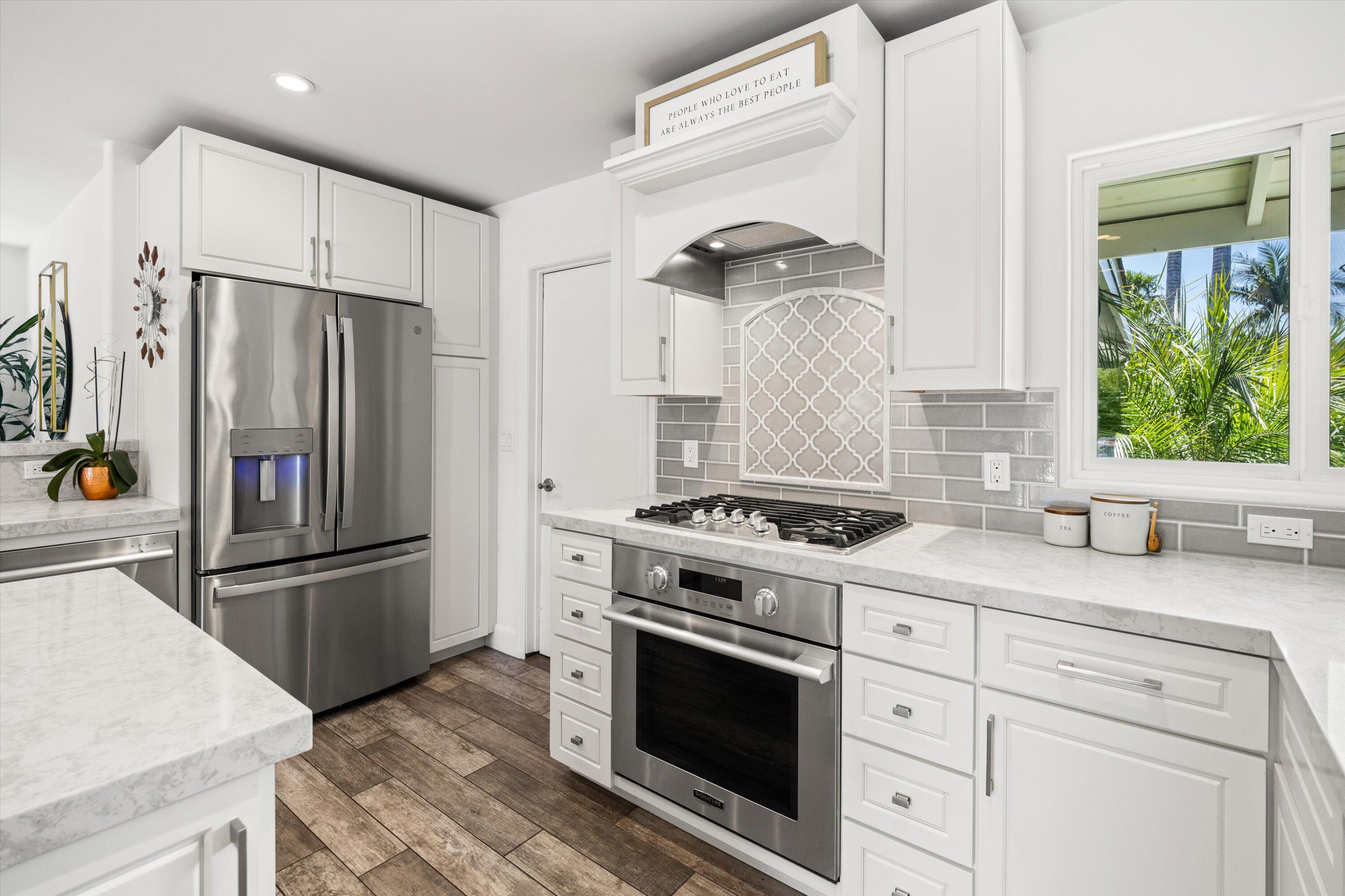 527 Dentro Drive