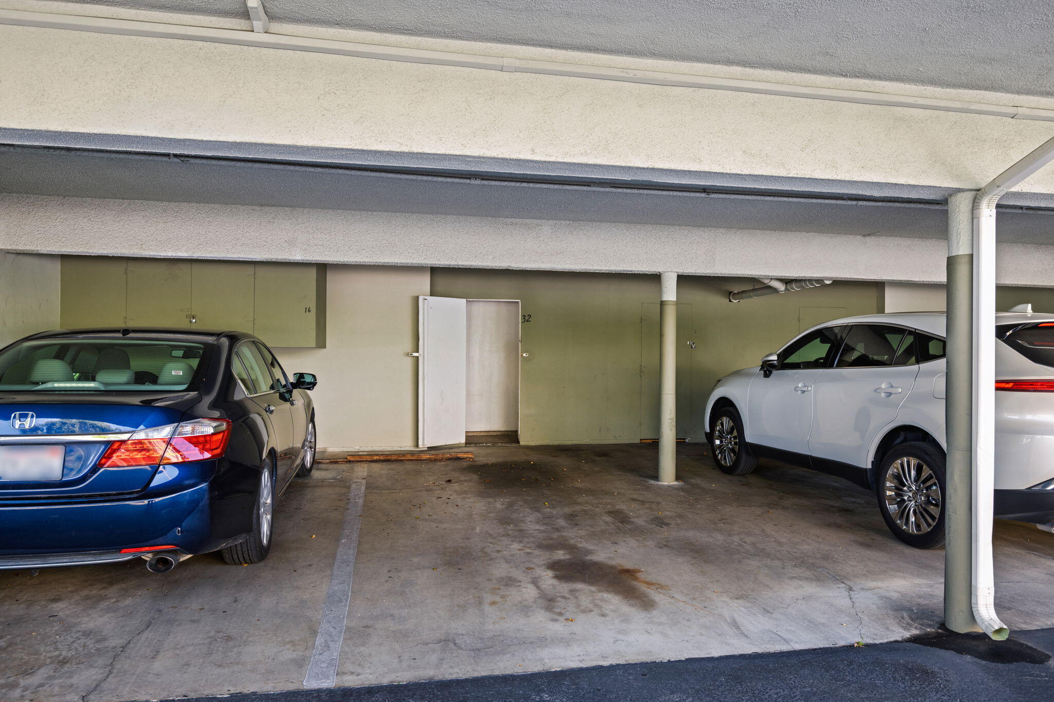 1600 Garden Street Apt 32