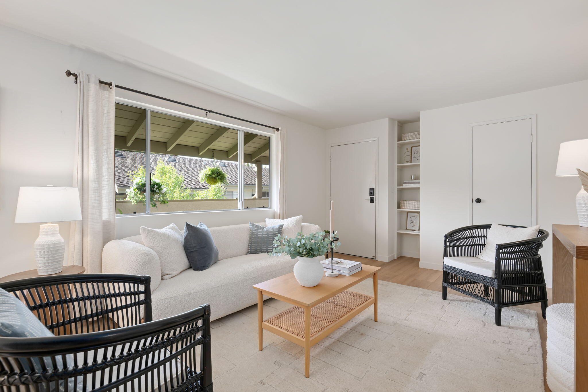 1600 Garden Street Apt 32