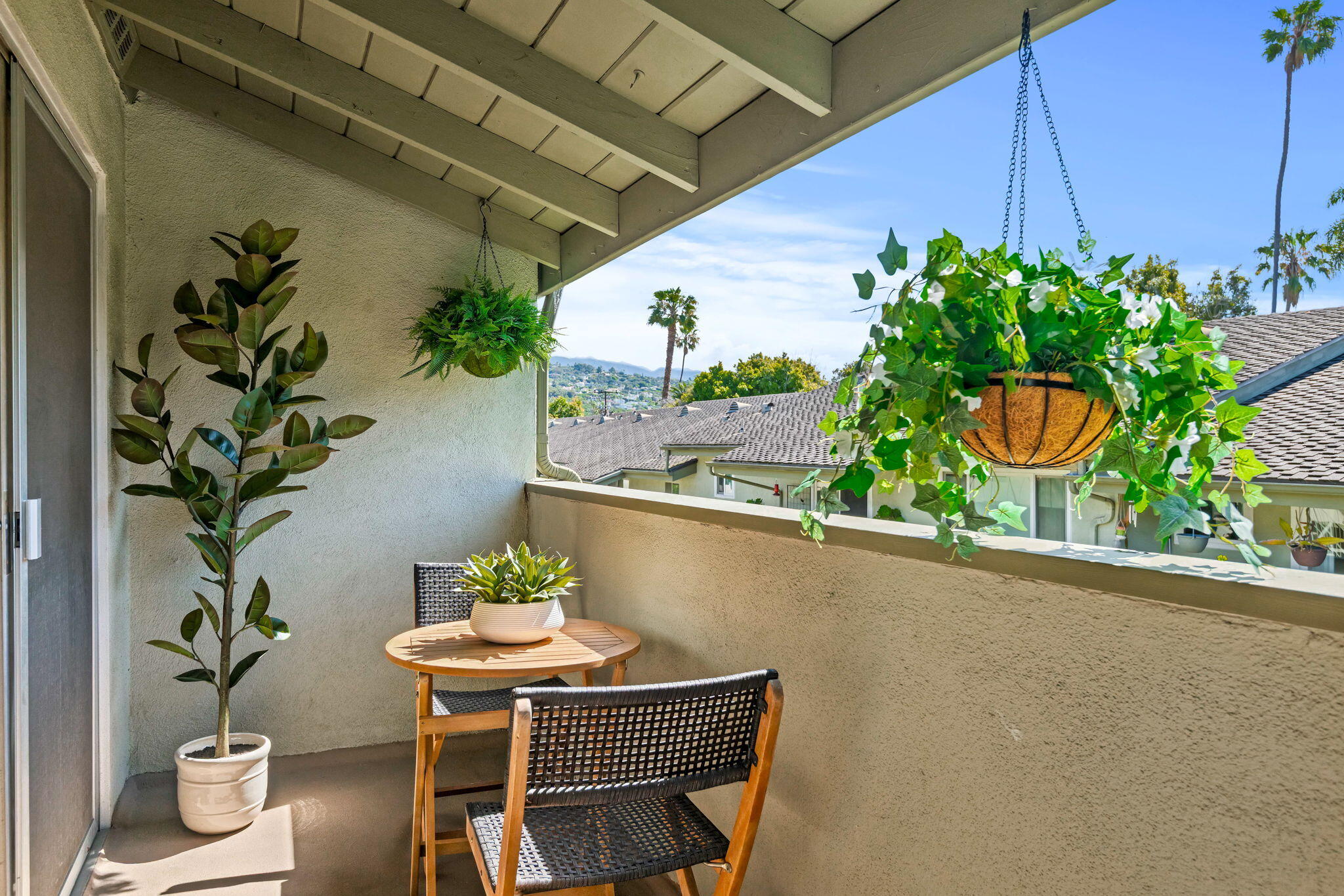 1600 Garden Street Apt 32