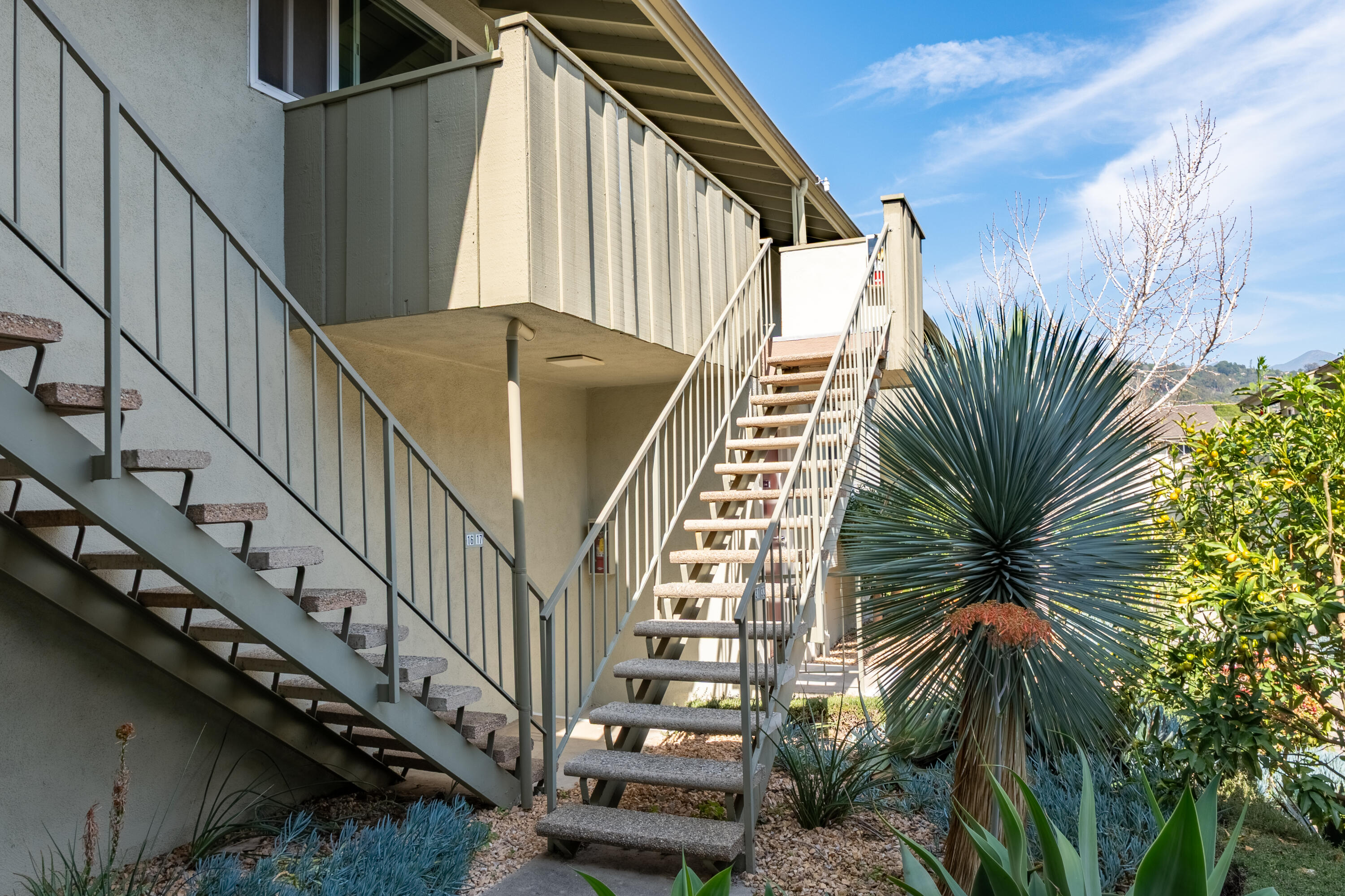 1600 Garden Street 32