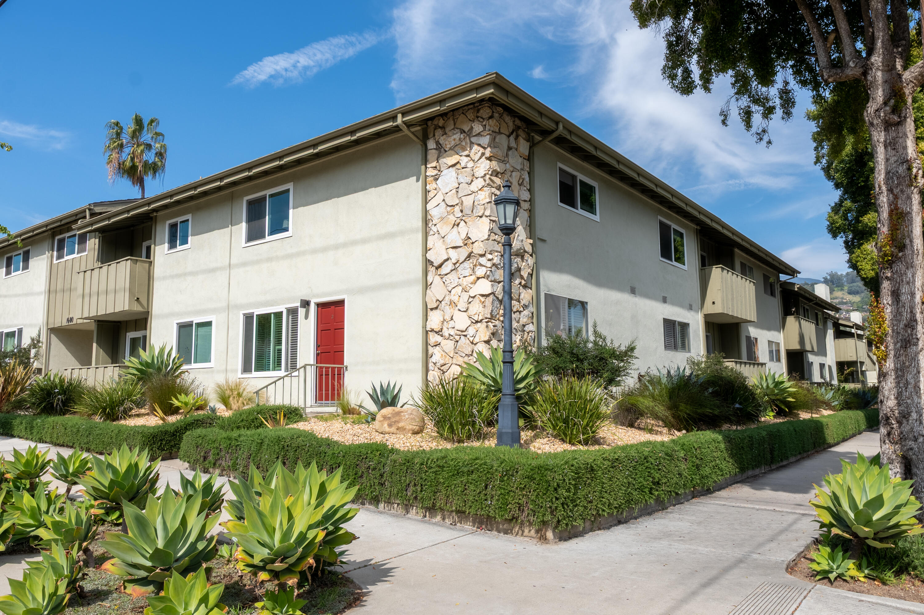 1600 Garden Street 32