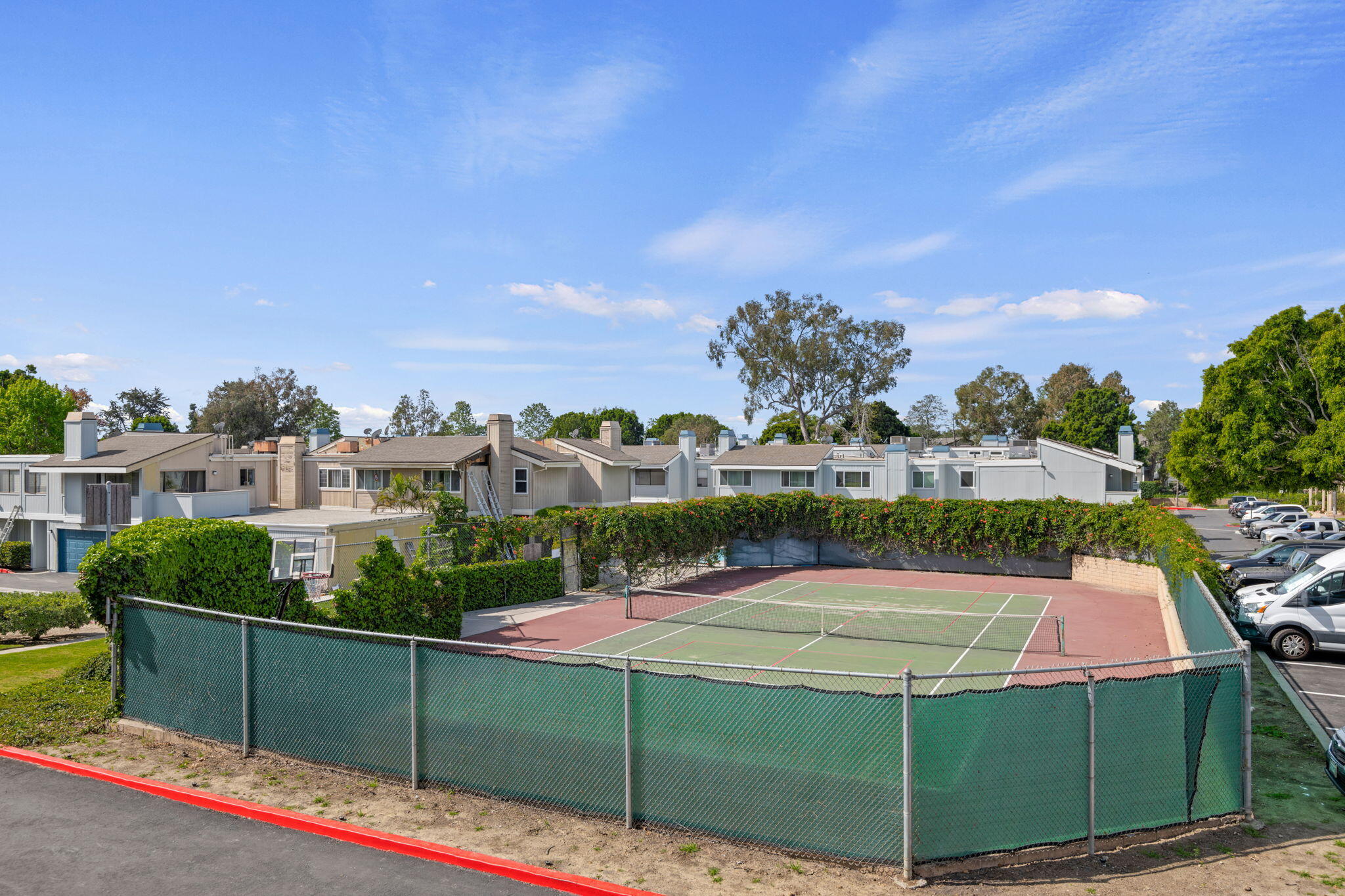 1280 Seacliff Court Unit 2