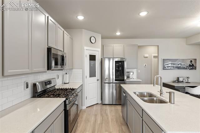 7750 Sun Shimmer View