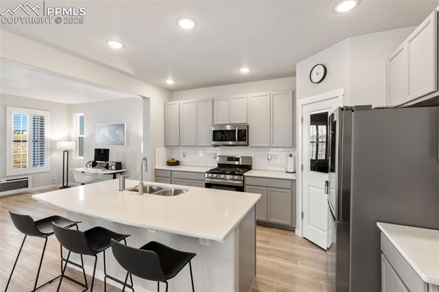 7750 Sun Shimmer View