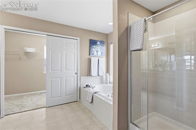 7703 Autumn Leaf Way